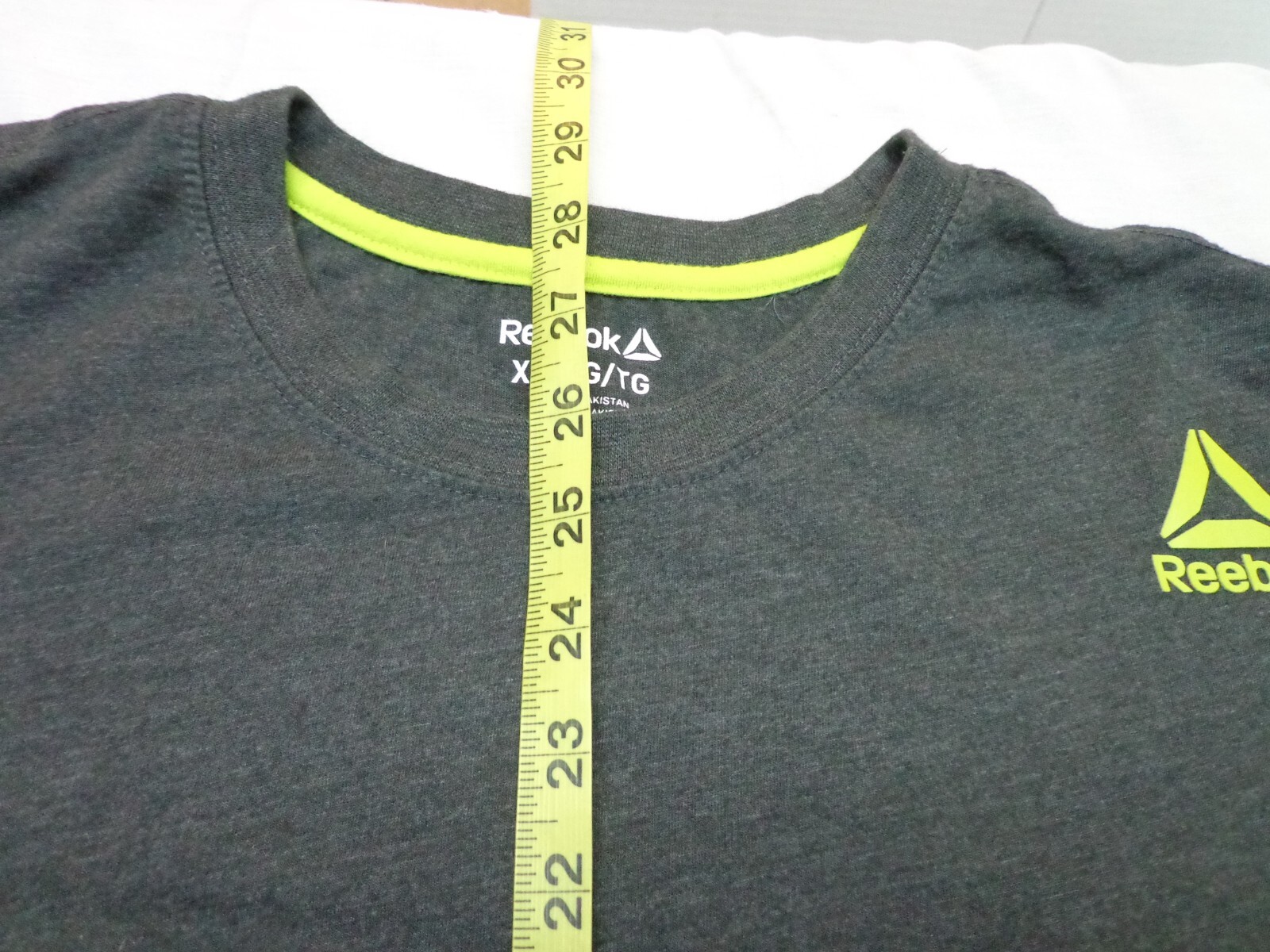Reebok Charcoal Heather Gray Neon Green Logo T-shirt size XL gallery