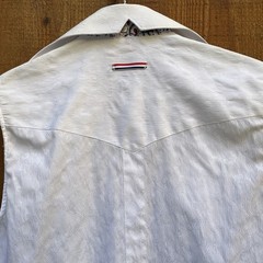 Patroncito Shirt Small White Sleeveless Textured Brocade Fabric Snap Button Dow