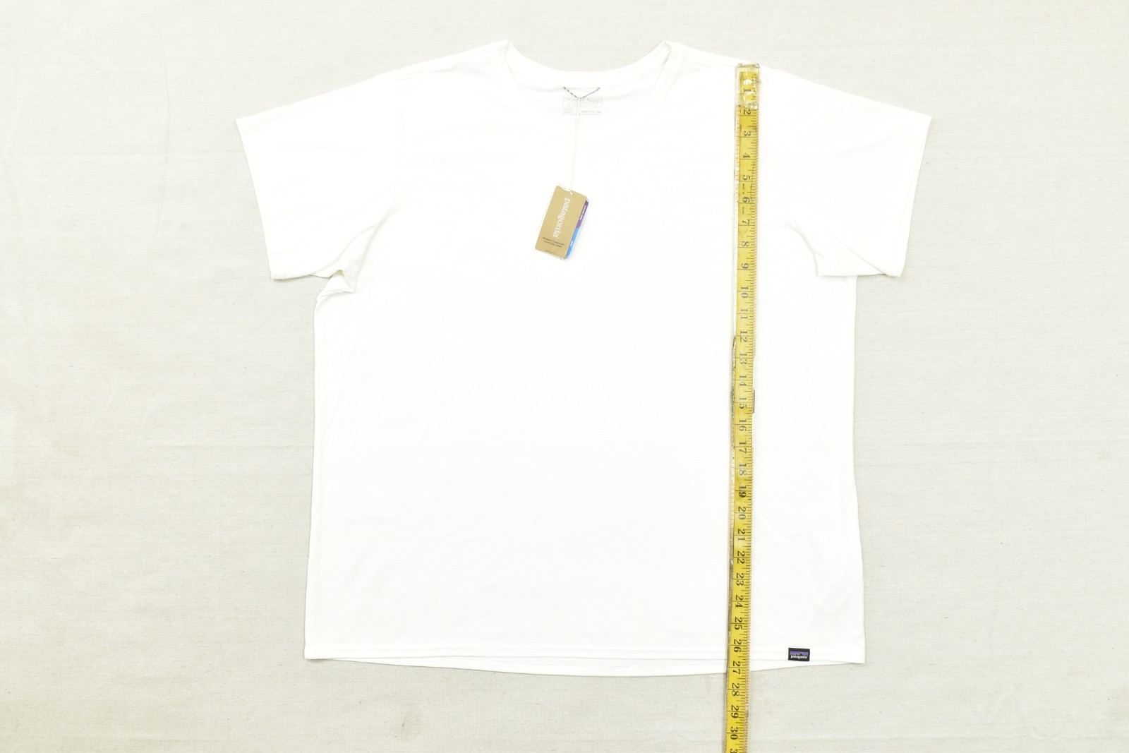 Patagonia Men's Capilene Cool Daily Shirt Short Sleeve Solid White Size XXL NEW gallery