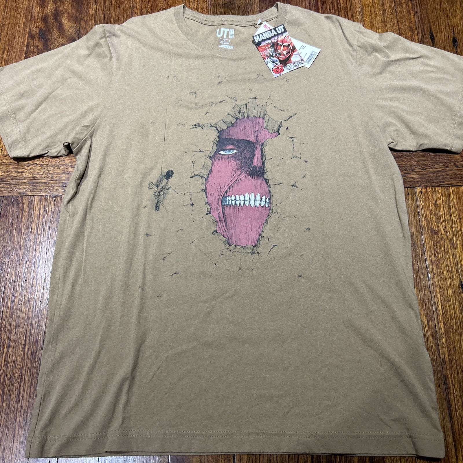 Uniqlo Manga UT Attack On Titan Graphic T Shirt Men’s Size M New With Tags(U1.0) gallery