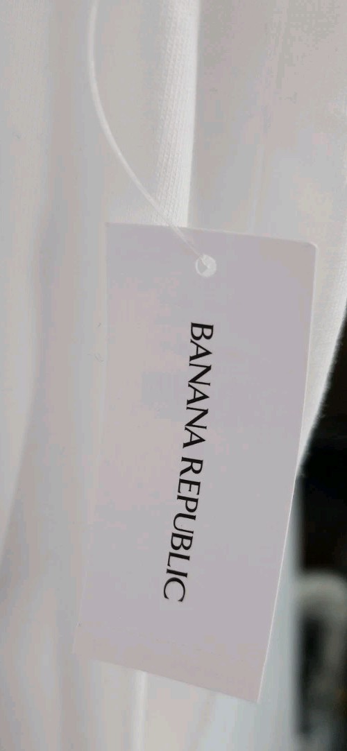 Banana Republic Mens Size Medium White Authentic Tee 100% Supima Cotton T-Shirt gallery