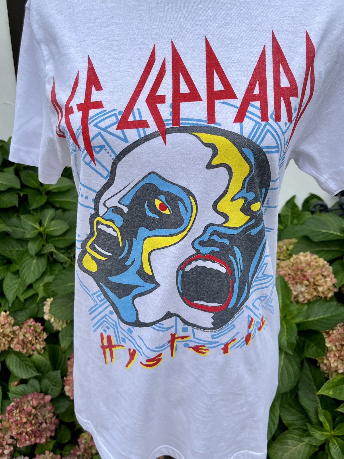 Def Leppard Hysteria T-Shirt Small NWT Soft 100% Cotton White ￼ gallery