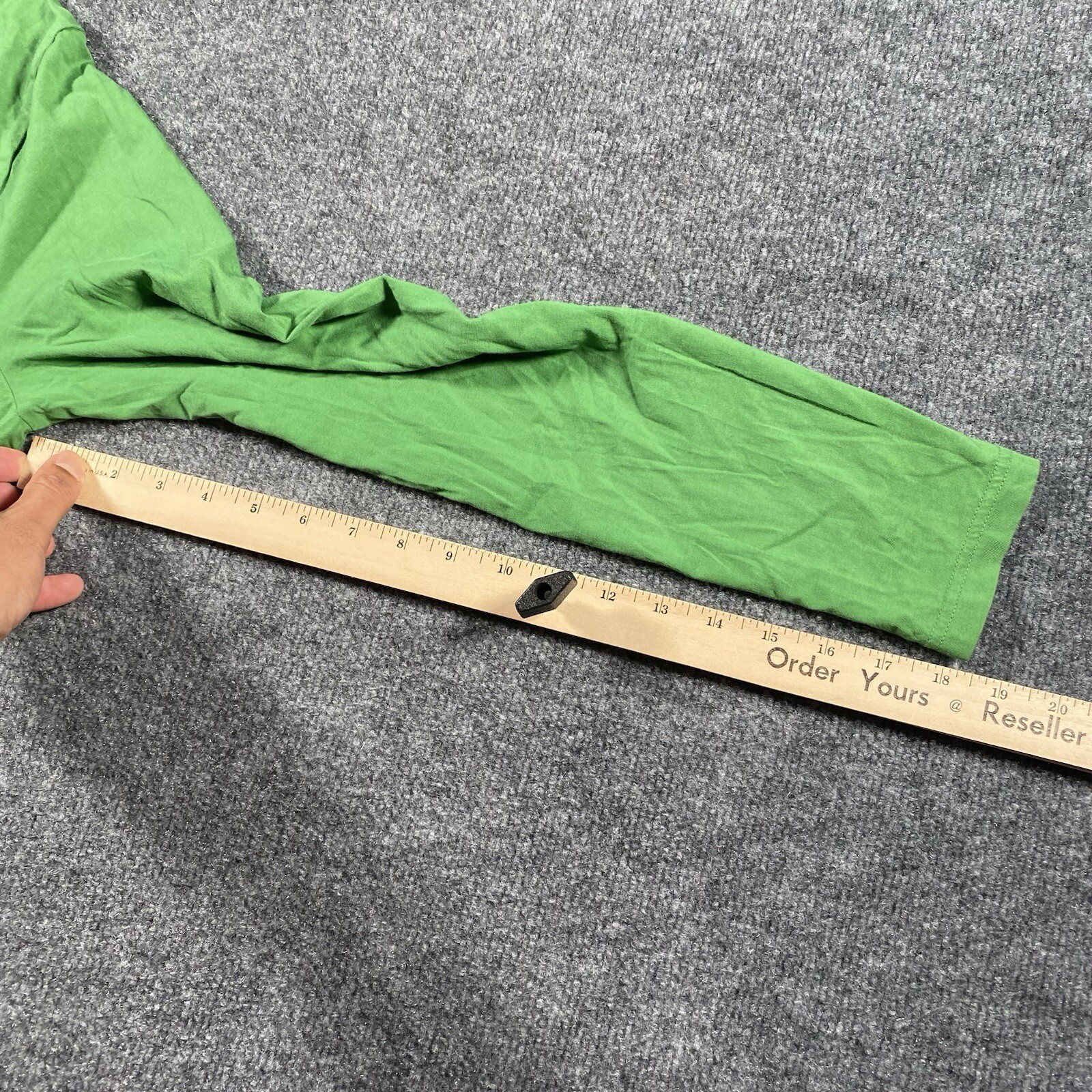 Apple Mens Large Long Sleeve Green Shirt Crew Neck Soft Cotton Lightweight gallery