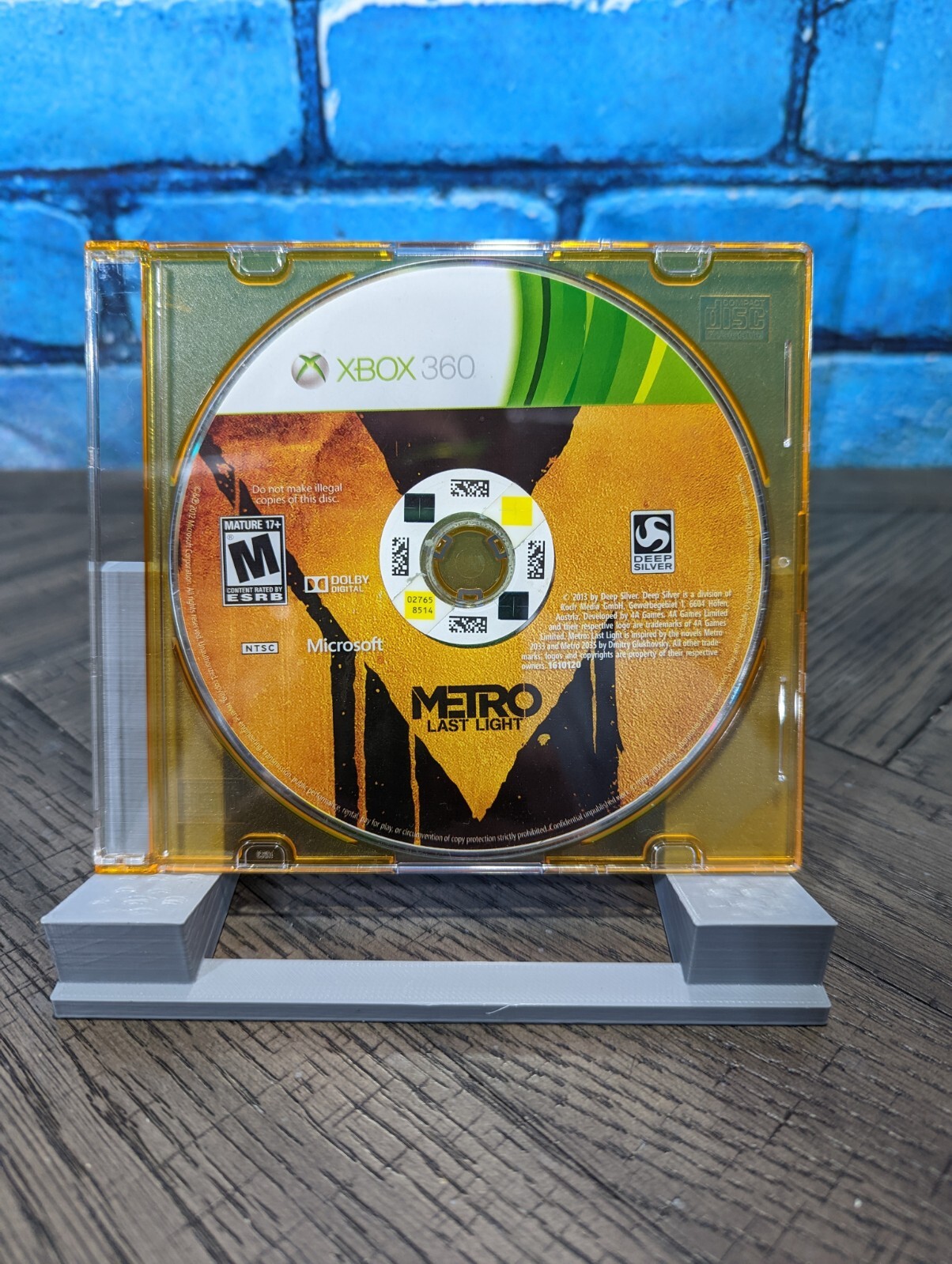 Metro: Last Light (Microsoft Xbox 360, 2013) Game Disc Only