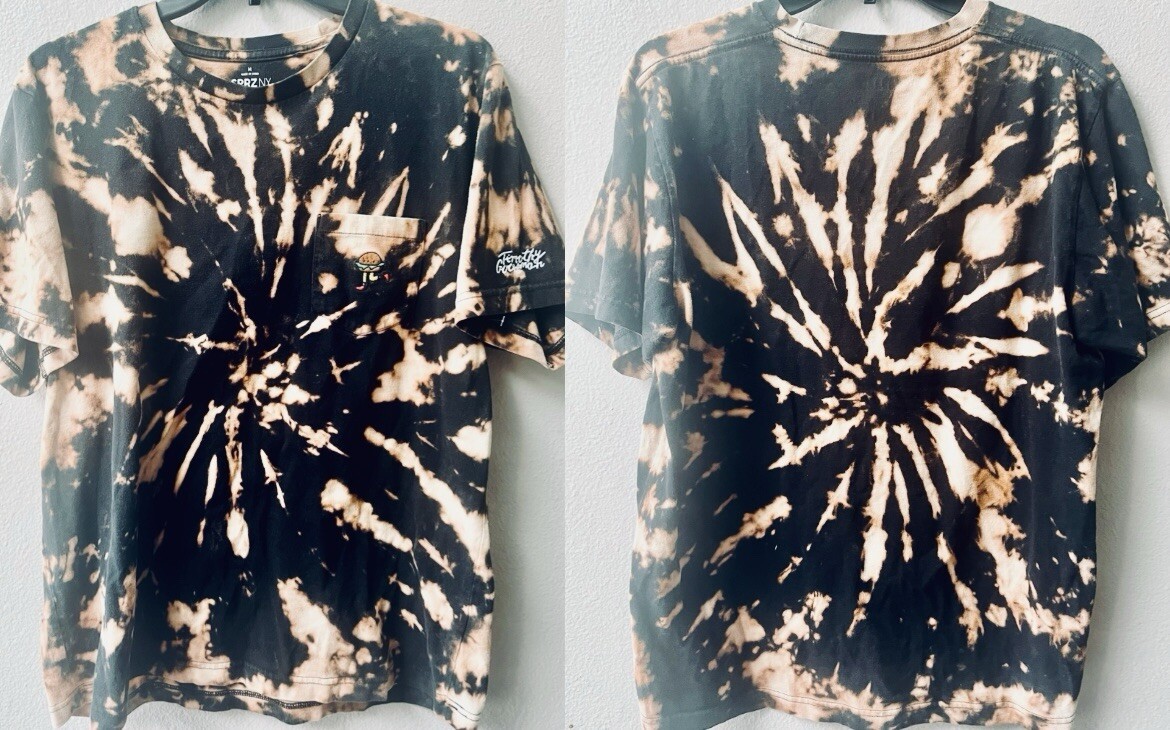 Uniqlo SPRZ NY Timothy Goodman Hamburger Guy Logo Brn/Tan Tie Dye Tee Mens Sz.M gallery