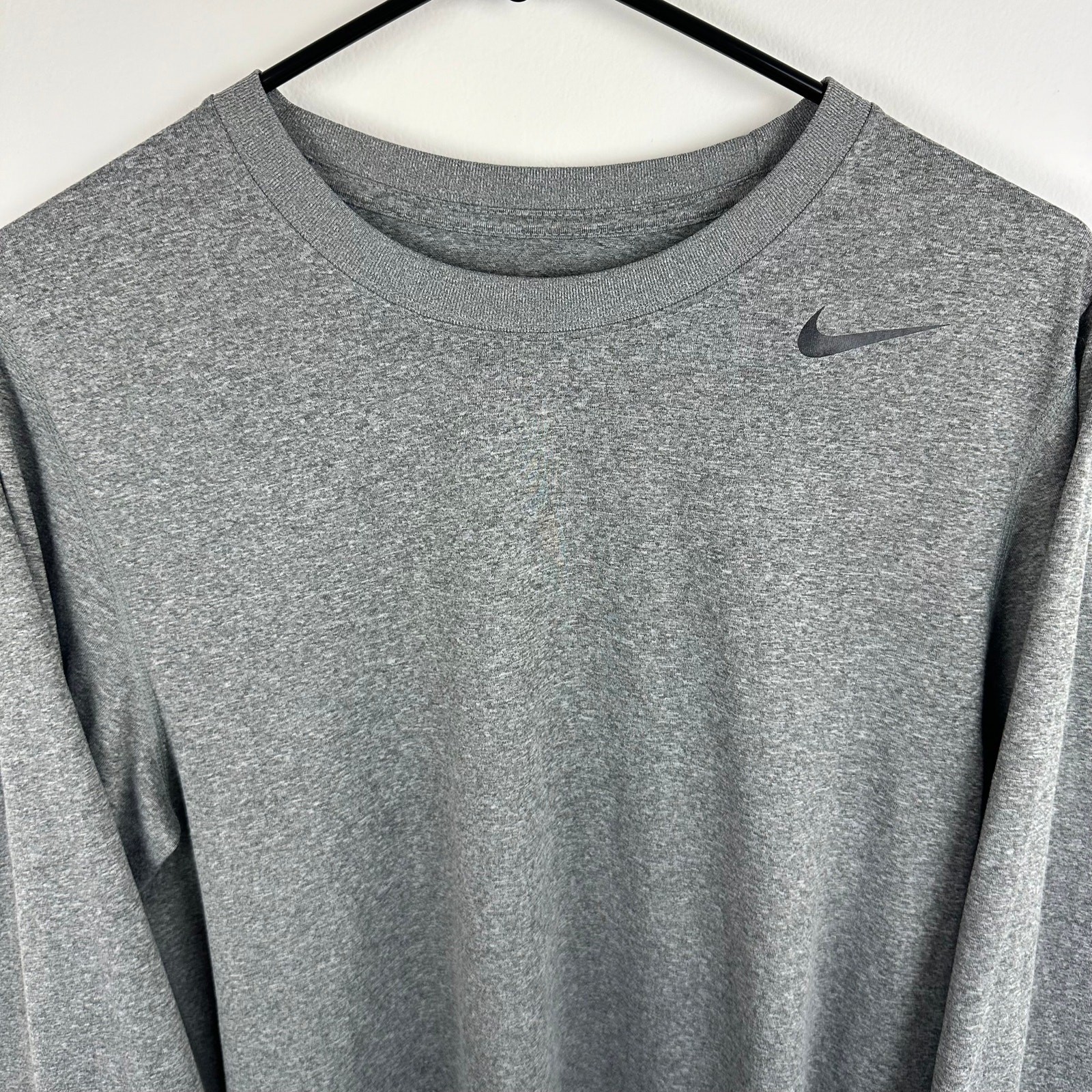 Nike Dri-Fit Mens Long Sleeve Crewneck Logo Activewear Light Grey Shirt Small gallery