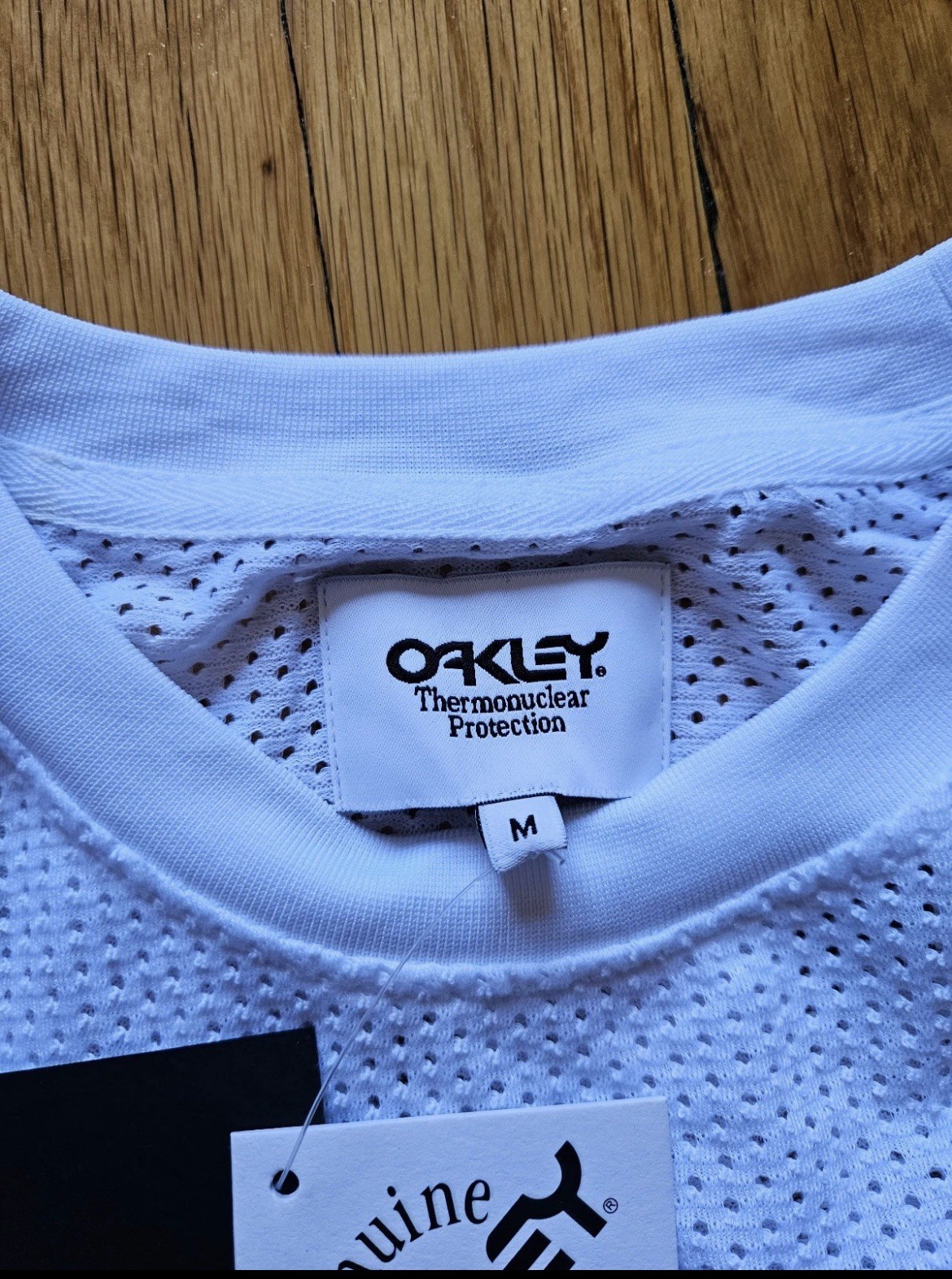 Vtg Oakley SoftwareThermonuclear Protection L/S Mesh Shirt Green White Men's Med gallery