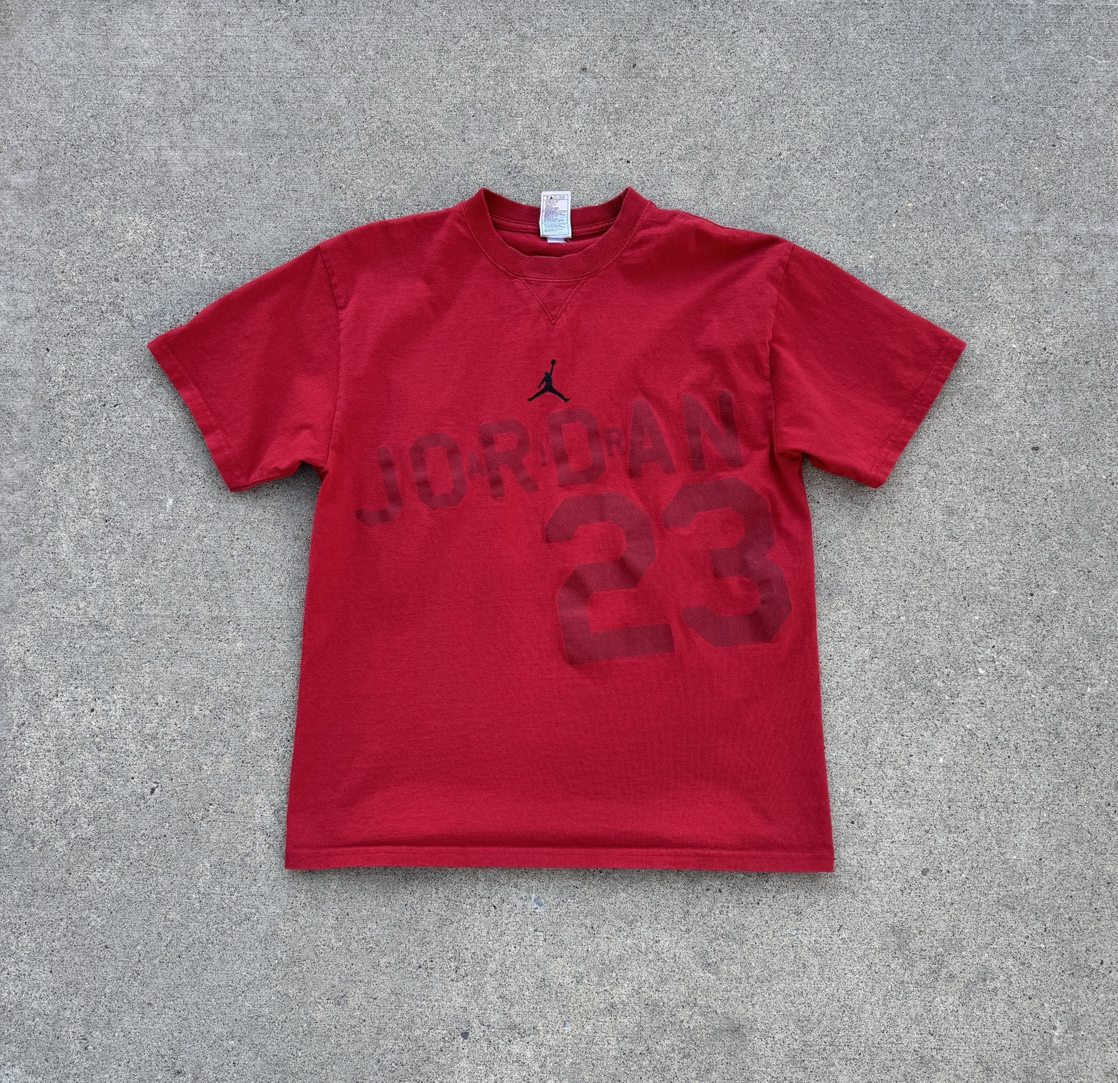 Y2K Vintage Nike JORDAN red jumpman 23 logo basketball cotton t-shirt Men’s Med gallery