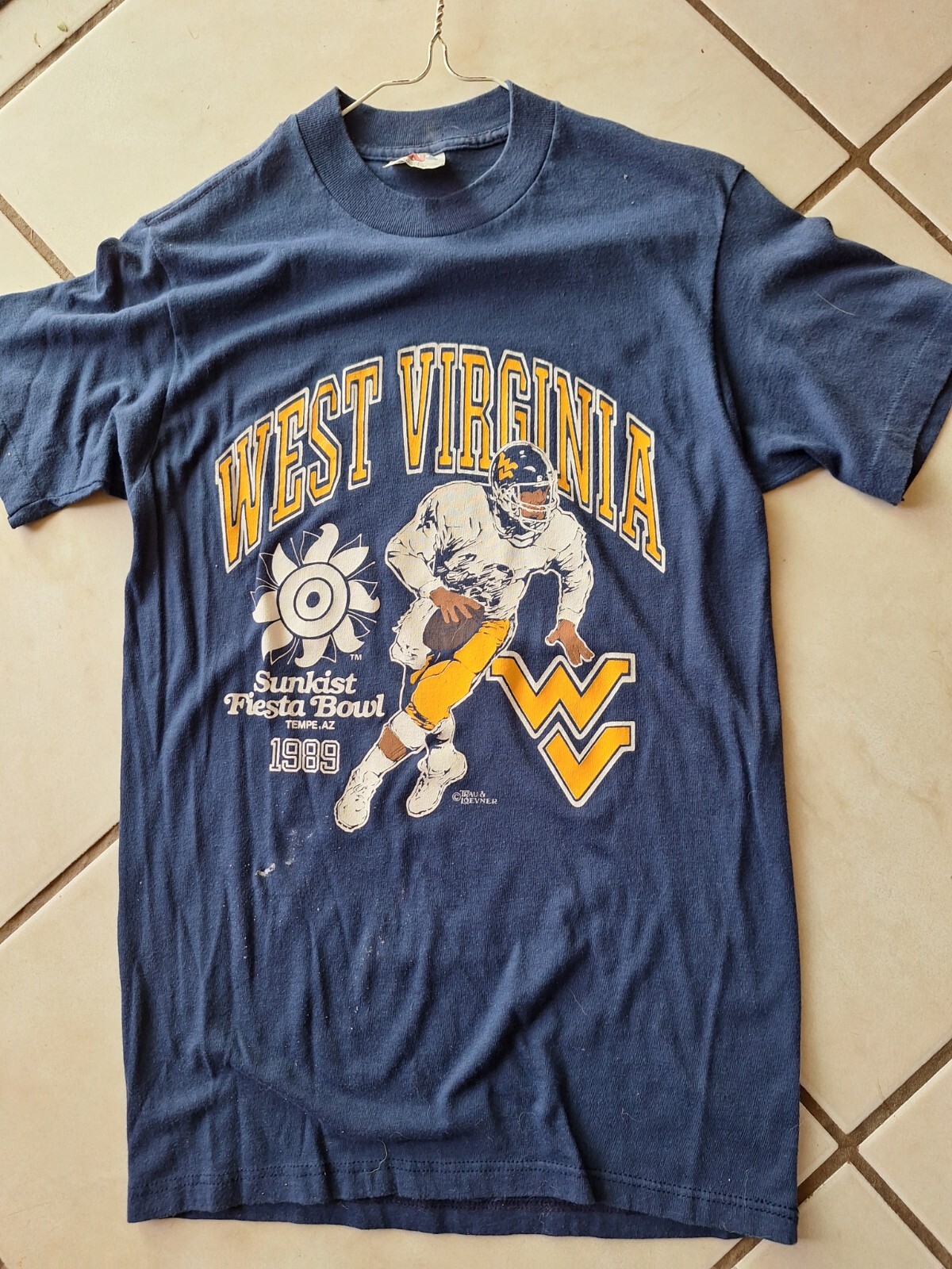 Vtg West Virginia 1989 Sunkist Fiesta bowl T-shirt Sz M Htf Rare, never worn! gallery