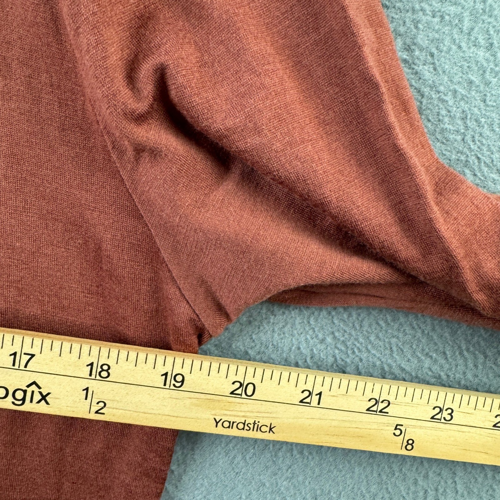 Unbound Merino Mens Long Sleeve Crew Neck T-Shirt Rust Red 100% Merino Wool Sz M gallery