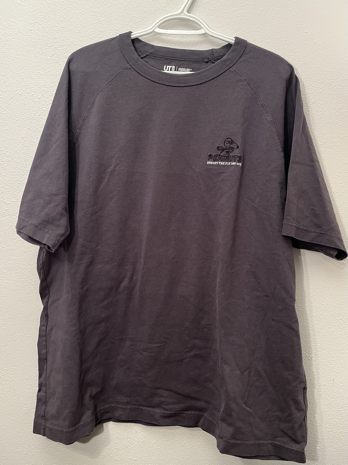 Uniqlo UT Snoopy Flying Ace You Can Be Anything Graphic T-Shirt Size XL Gray