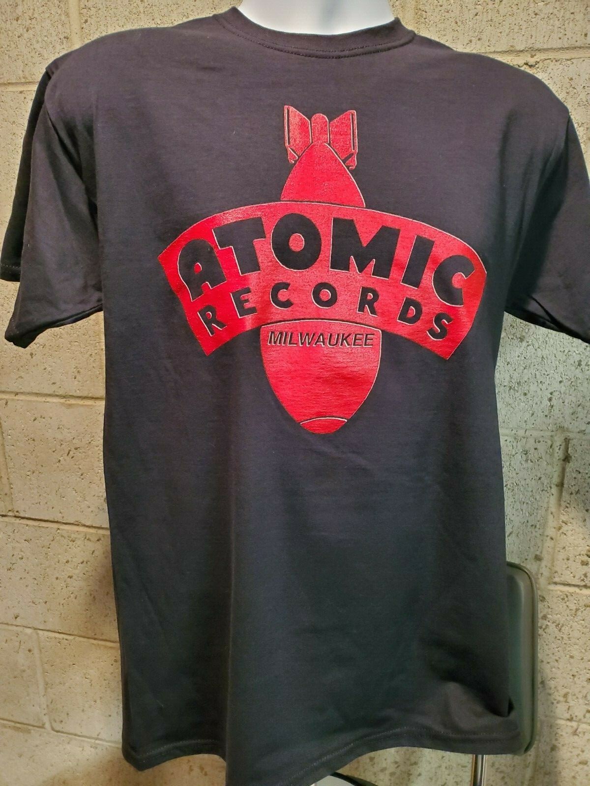 New! ATOMIC RECORDS Milwaukee RED BOMB LOGO Authentic T-Shirt S-M-L-XL-XXL-XXXL gallery