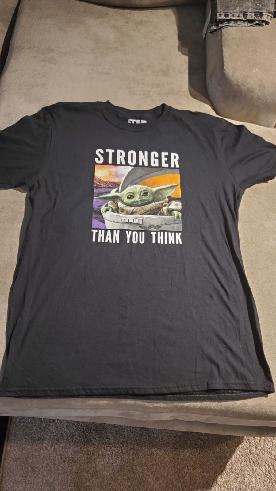 Star wars T Shirt baby yoda