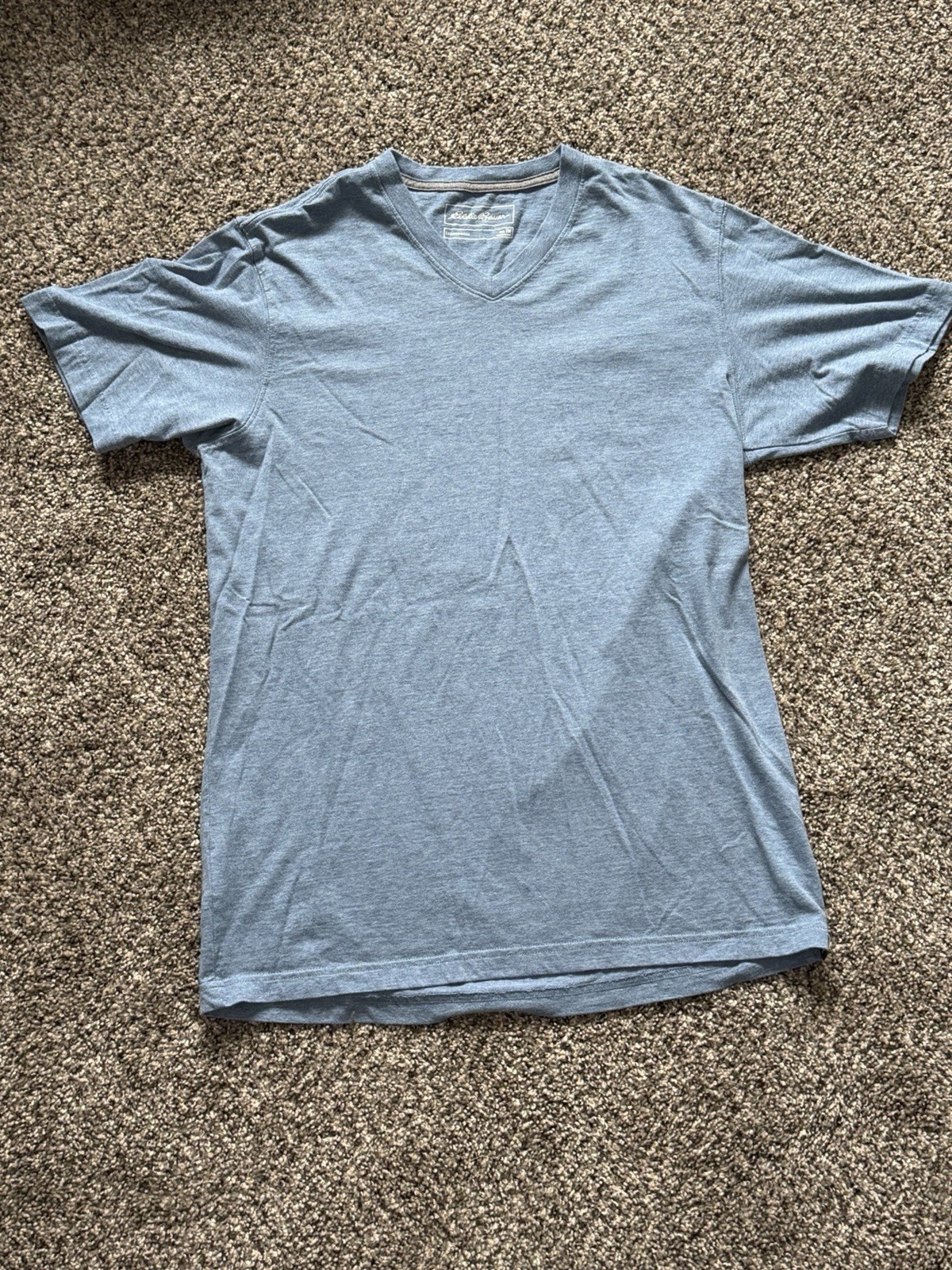 Eddie Bauer Men M Blue V-Neck Short Sleeve T-Shirt gallery