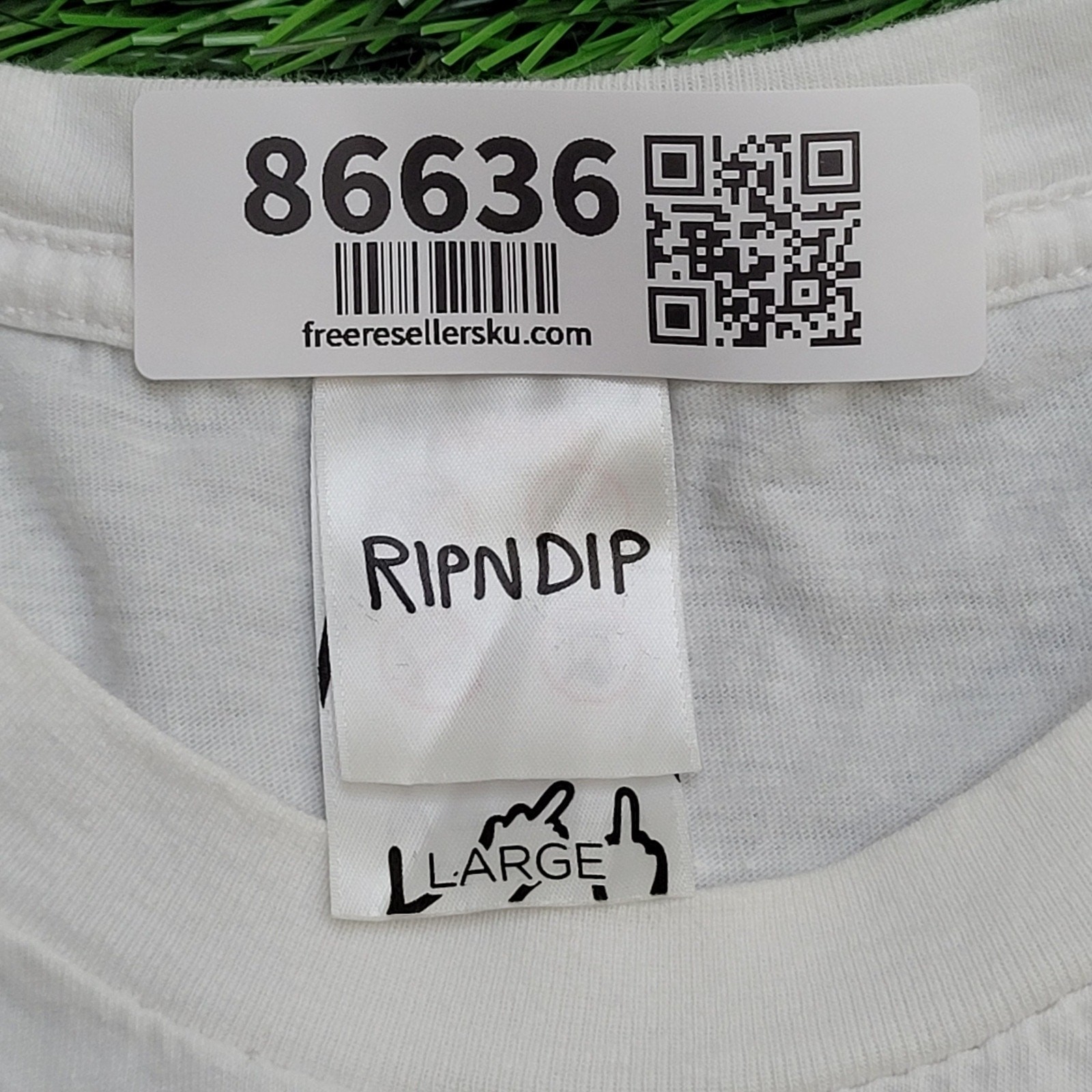 Vintage Y2K Funny Stoner Humor Shirt S/M 20x26 White Rip-n-Dip gallery