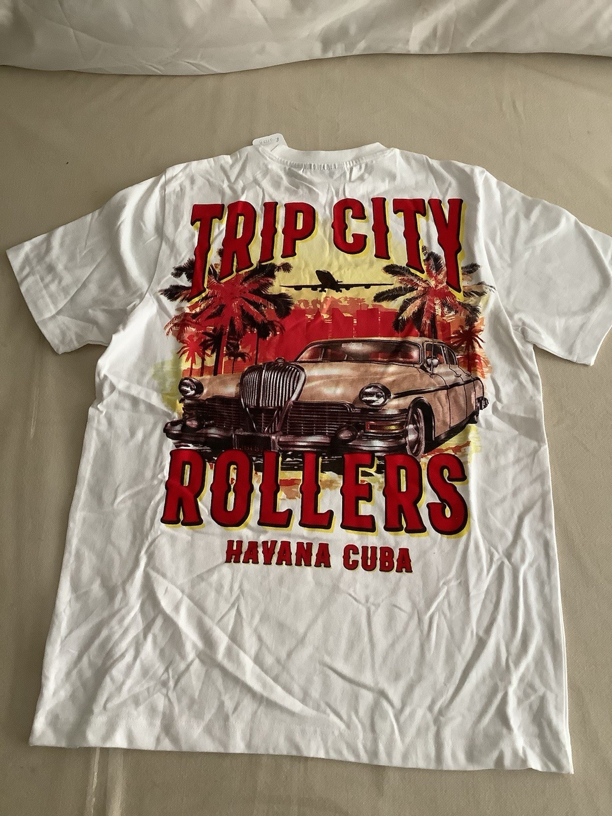 Graphic TRIP CITY ROLLERS HAVANA CUBA vintage car ,Palm Trees Design, White M