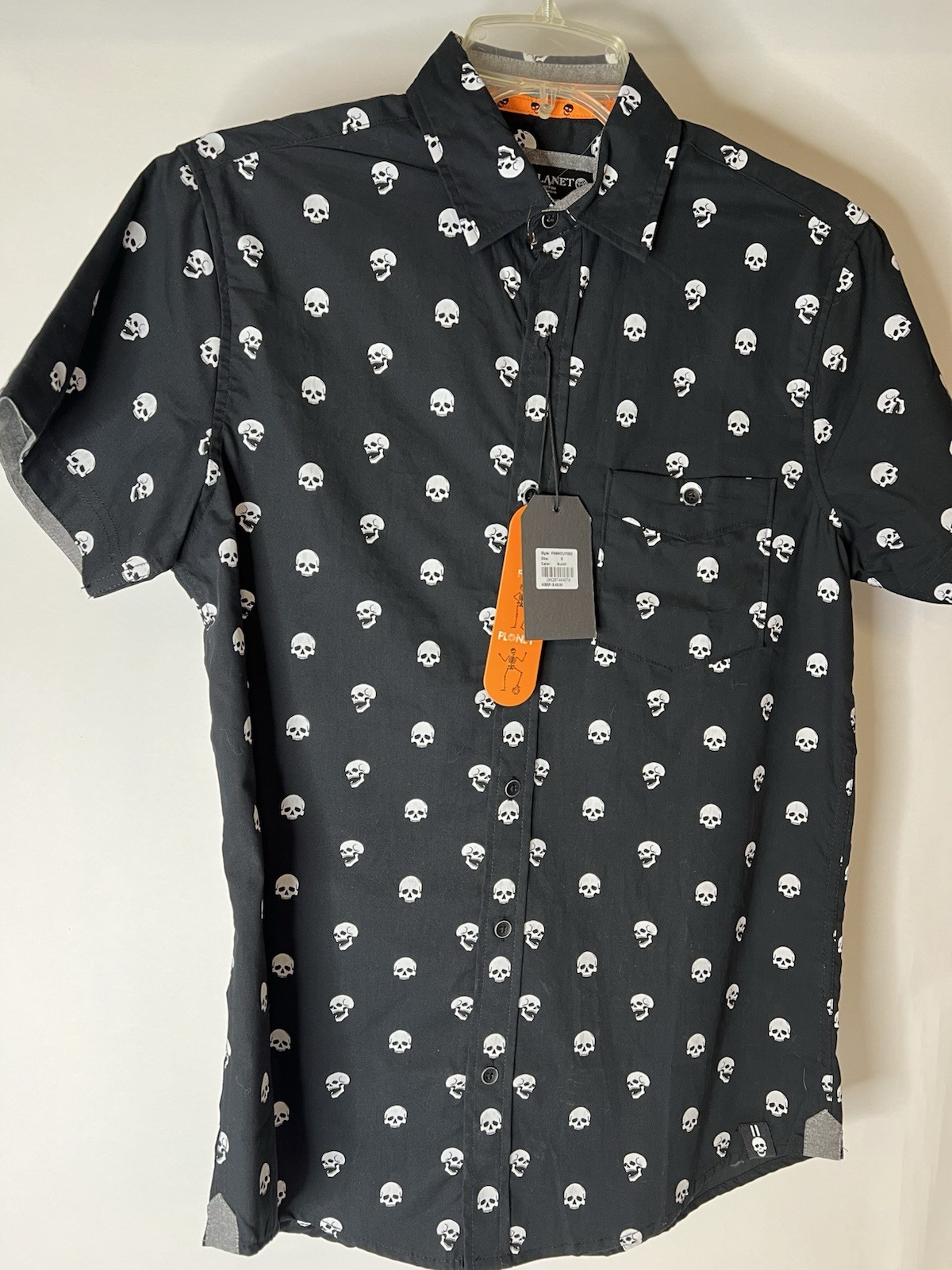 Skull Print Halloween Goth Young Man sz SMALL Collared Buttoned Shirt NEW w/TAGS gallery