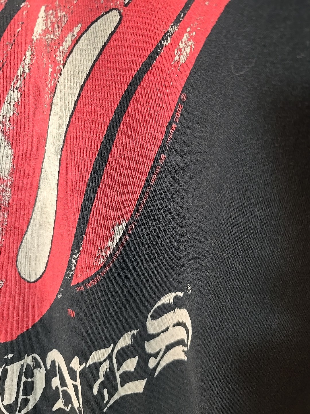 Glamhead The Rolling Stones Tongue Logo Graphic T-Shirt Size Small Cropped 2005 gallery