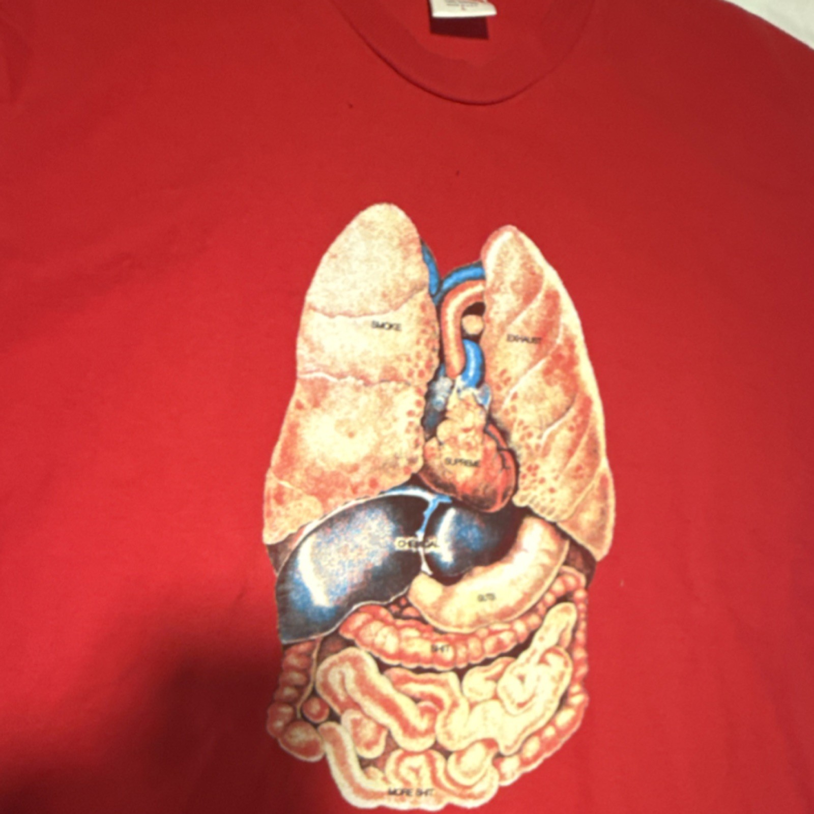 Supreme Guts T-Shirt in red from the Fall/Winter 2018 collection. gallery