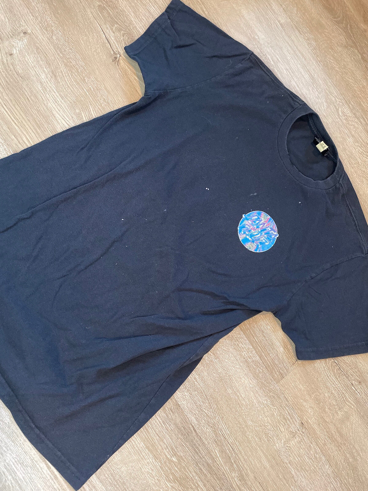 Men’s Santa Cruz Skateboards Shirt Sz M Short Sleeve Crew Neck T-shirt Black gallery