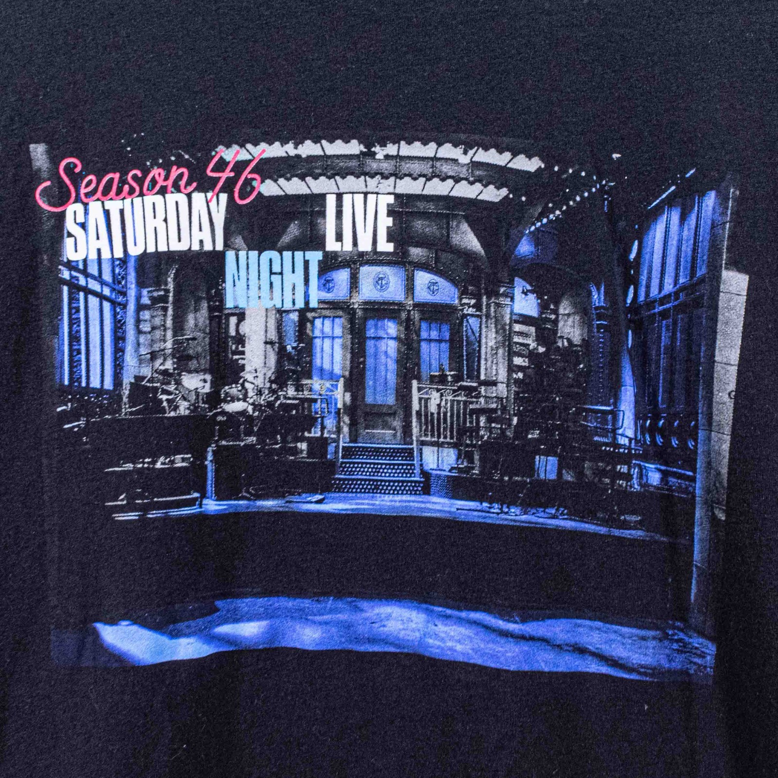 SNL T-Shirt Saturday Night Live Jason Bateman Morgan Wallen Season 46 Medium 202 gallery