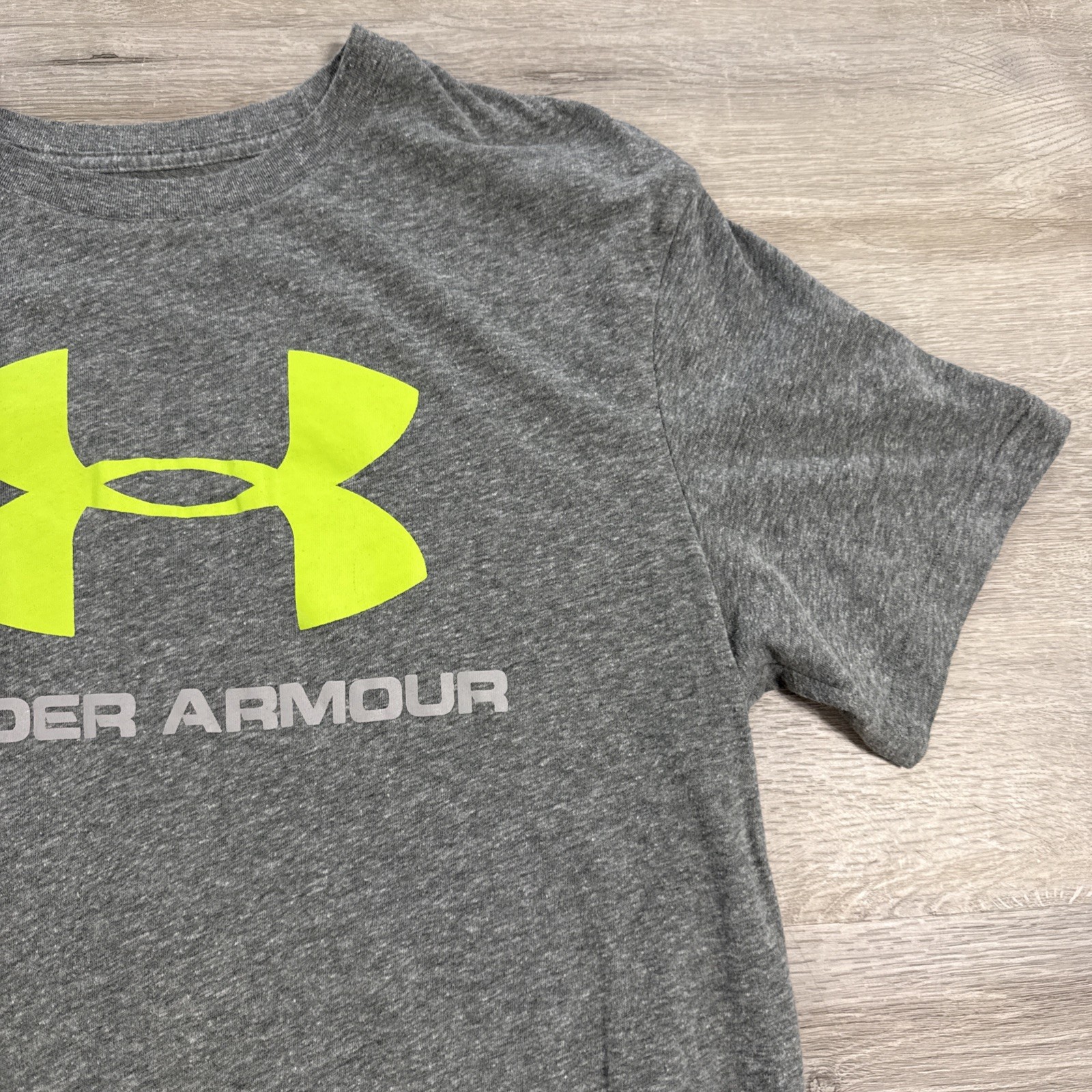 Under Armour Shirt Men's Gray HeatGear Logo Athletic Tee Medium gallery