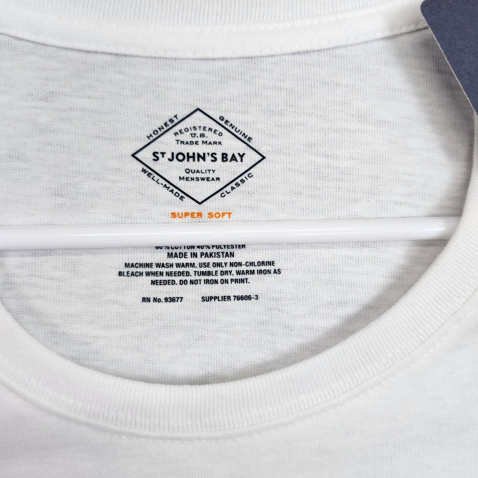 St Johns Bay Mens XL White Super Soft Crew Neck Short Sleeve T-Shirt New 302261 gallery