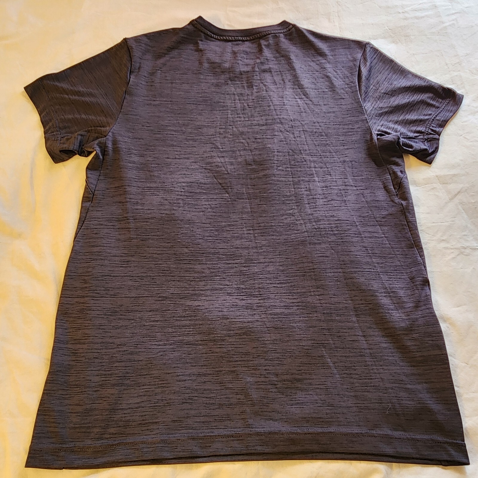 Mens Tek Gear T-Shirt Size Small DryTek Charcoal Gray Crew S/S gallery