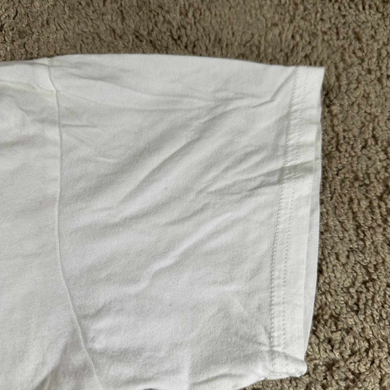 Supreme Shirt Mens Medium White Small Box Logo Hanes ComfortSoft Tagless Tee gallery