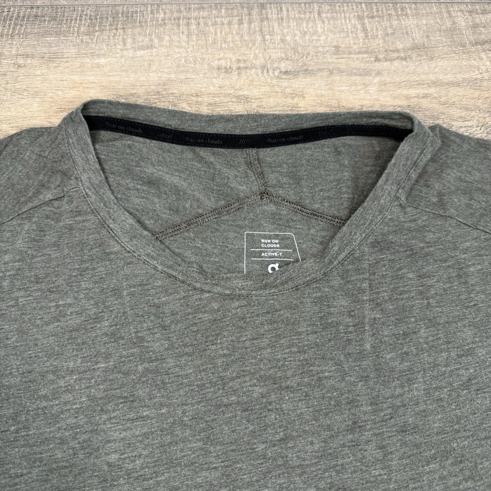 On Cloud Mens Active-T Shirt Large Olive Green Lightweight Soft 37% Modal B9 gallery