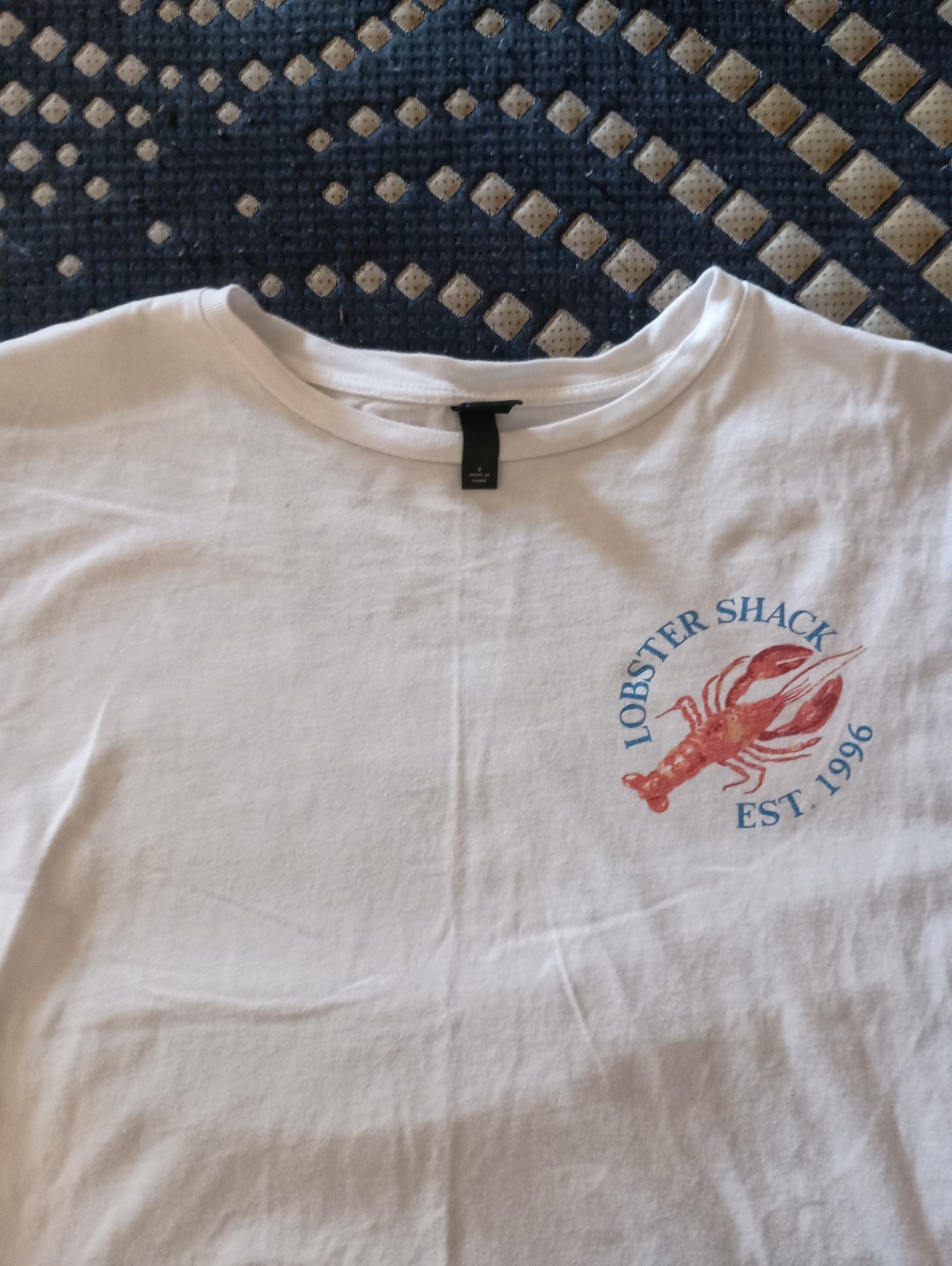 Wild Fable Target Vtg Inspired Lobster Shack 1996 GraphicTee Oversized Sm Medium gallery