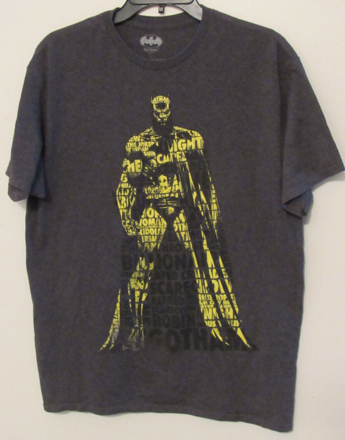 Mens DC Batman Dark Knight T-Shirt Large Charcoal Gray Yellow Batman Graphic