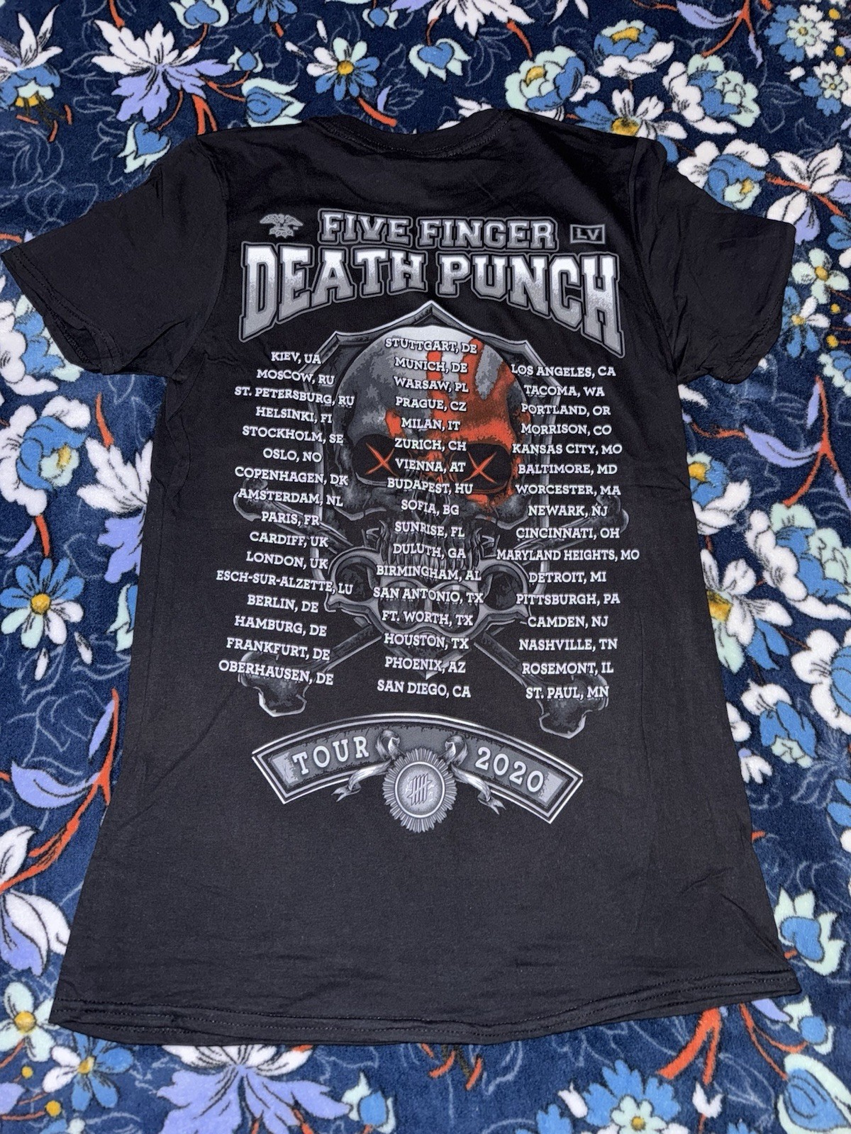 Five Finger Death Punch Metal Band Music T-Shirt Small Black Tour gallery