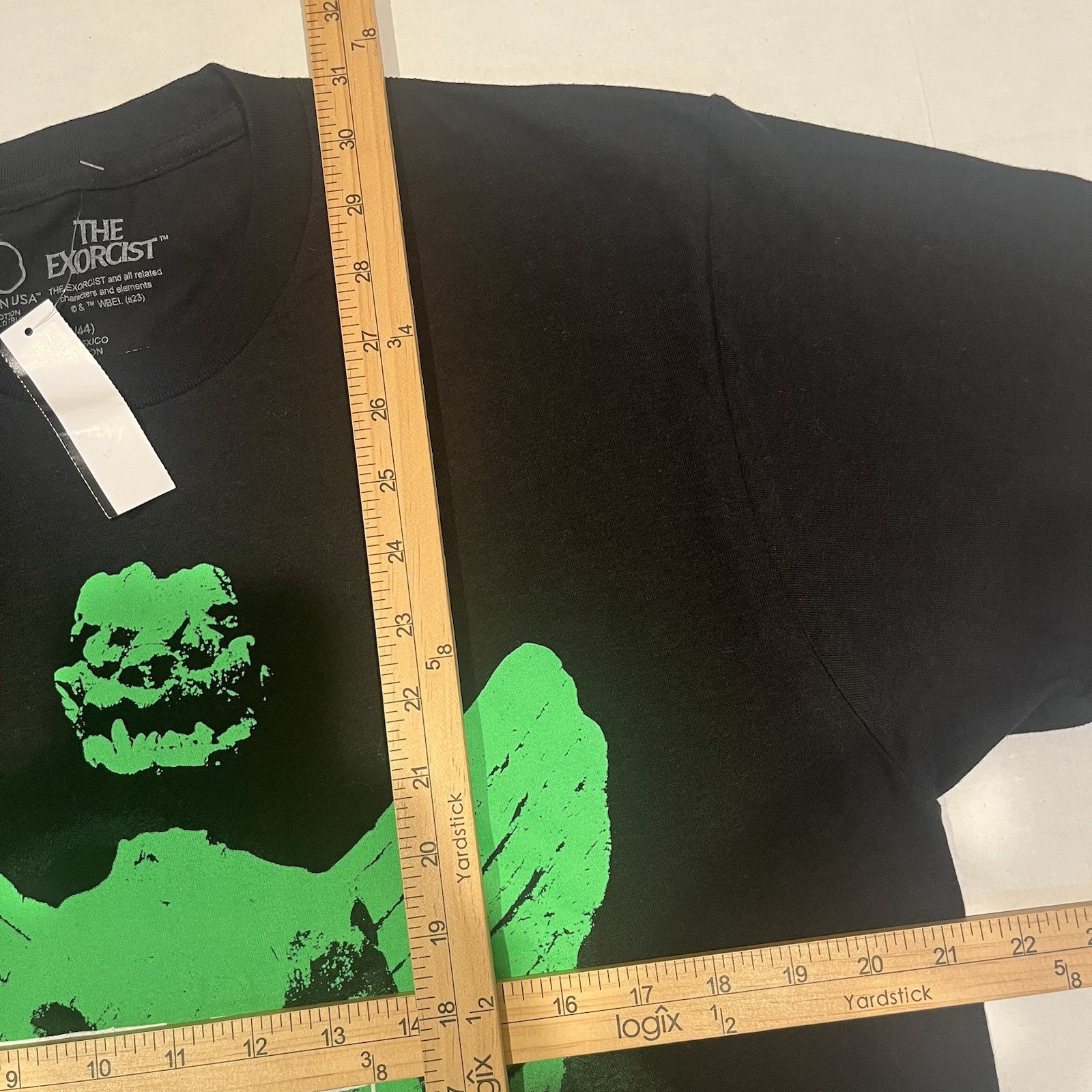 New The Exorcist Large 70s Horror Movie T Shirt Black Neon Green Gore Graphic gallery