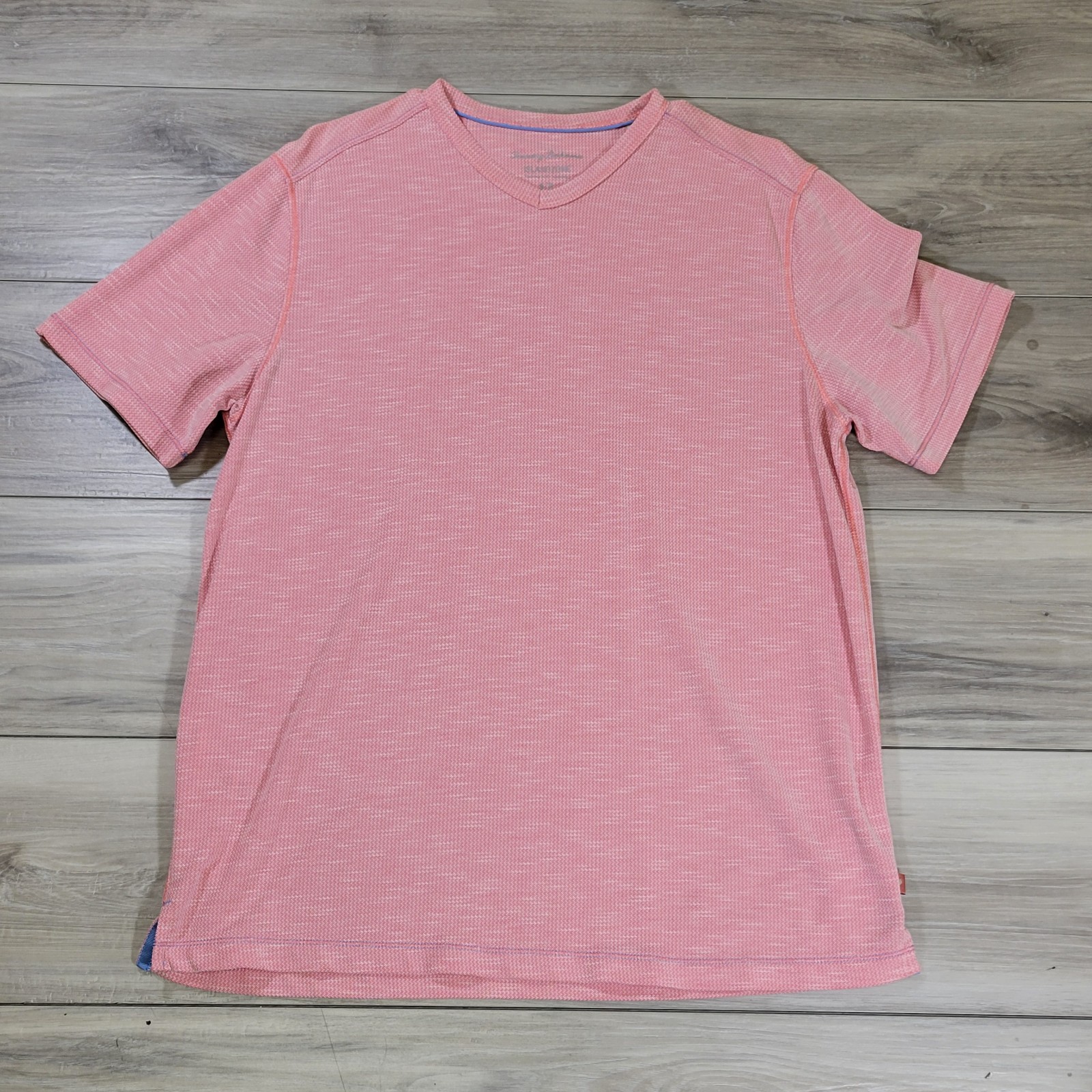 Tommy Bahama T-Shirt Men’s Small Pink V-Neck Short Sleeve