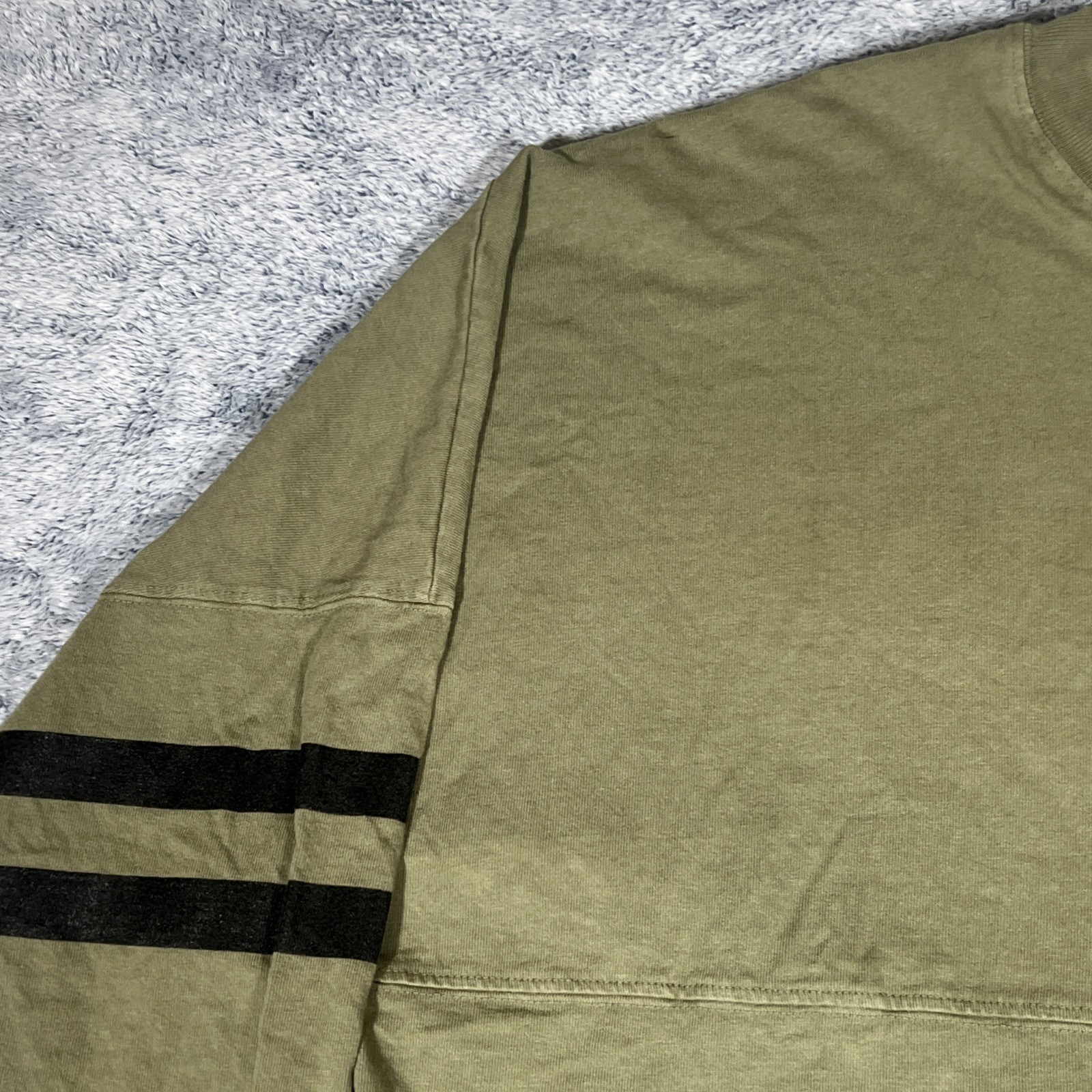 Disney Parks Spirit Jersey LS Pullover Men's XL Army Green Walt Disney World gallery