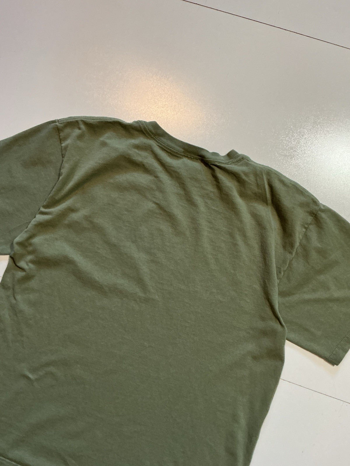 Vintage 2001 Y2K Happy Camper Smiley Face Jim Olive Green Graphic T-Shirt Sz. L gallery