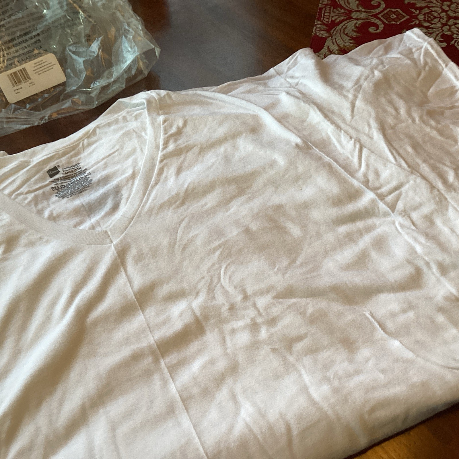 6 Hanes Men's Short Sleeve V-Neck Cotton Tagless T-Shirts, 2XL, Comfort Soft gallery