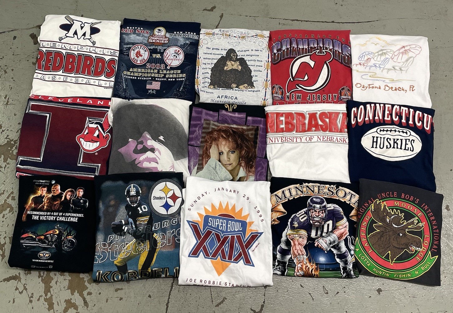 Vintage Graphic T Shirts Random Lot of 5 Mixed 80s 90s Y2k All Size XL Used gallery