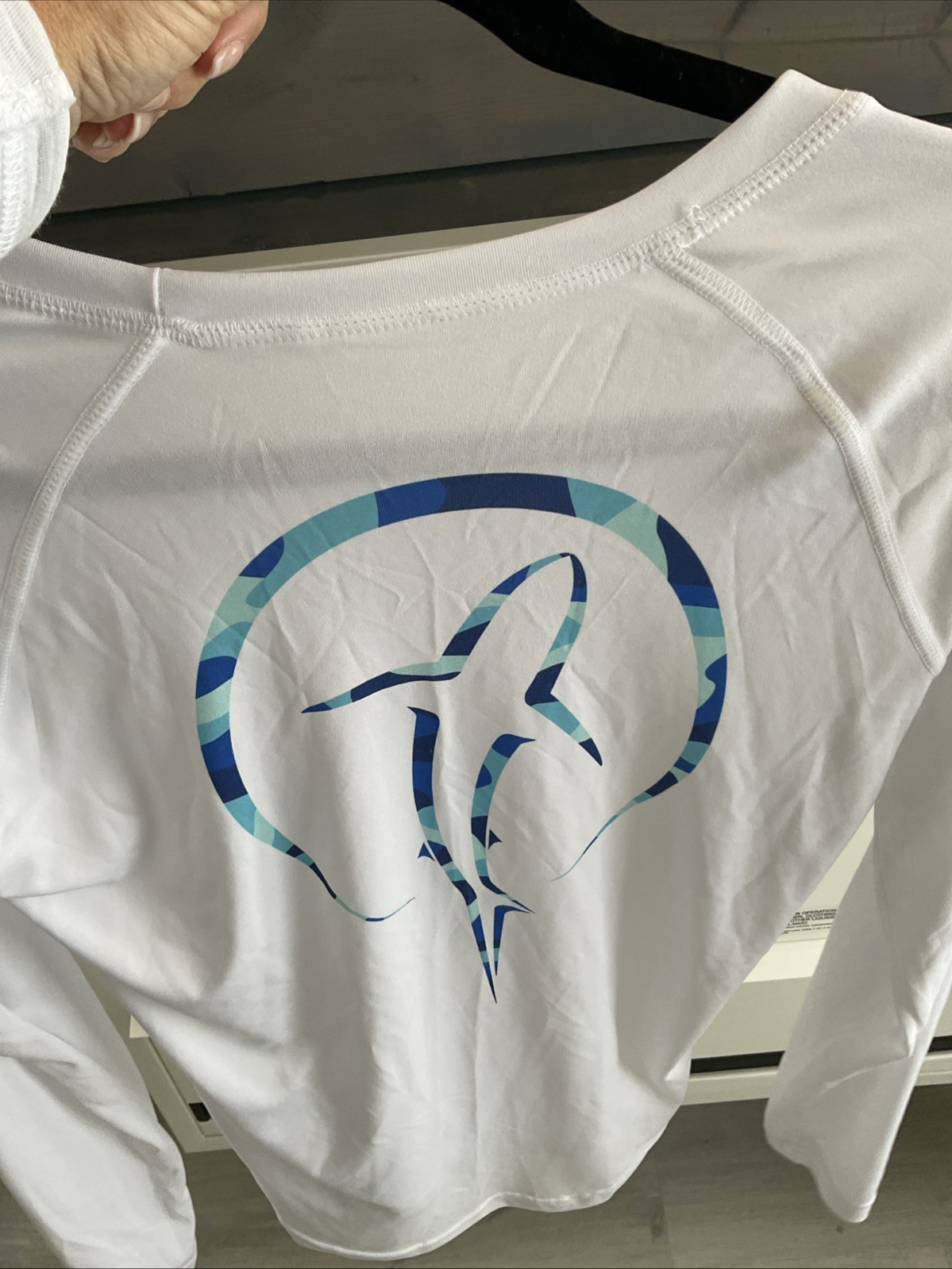 Shark Zen By Vapor Water/Swim Shirt Men’s Med UV Protection 50+ EUC gallery