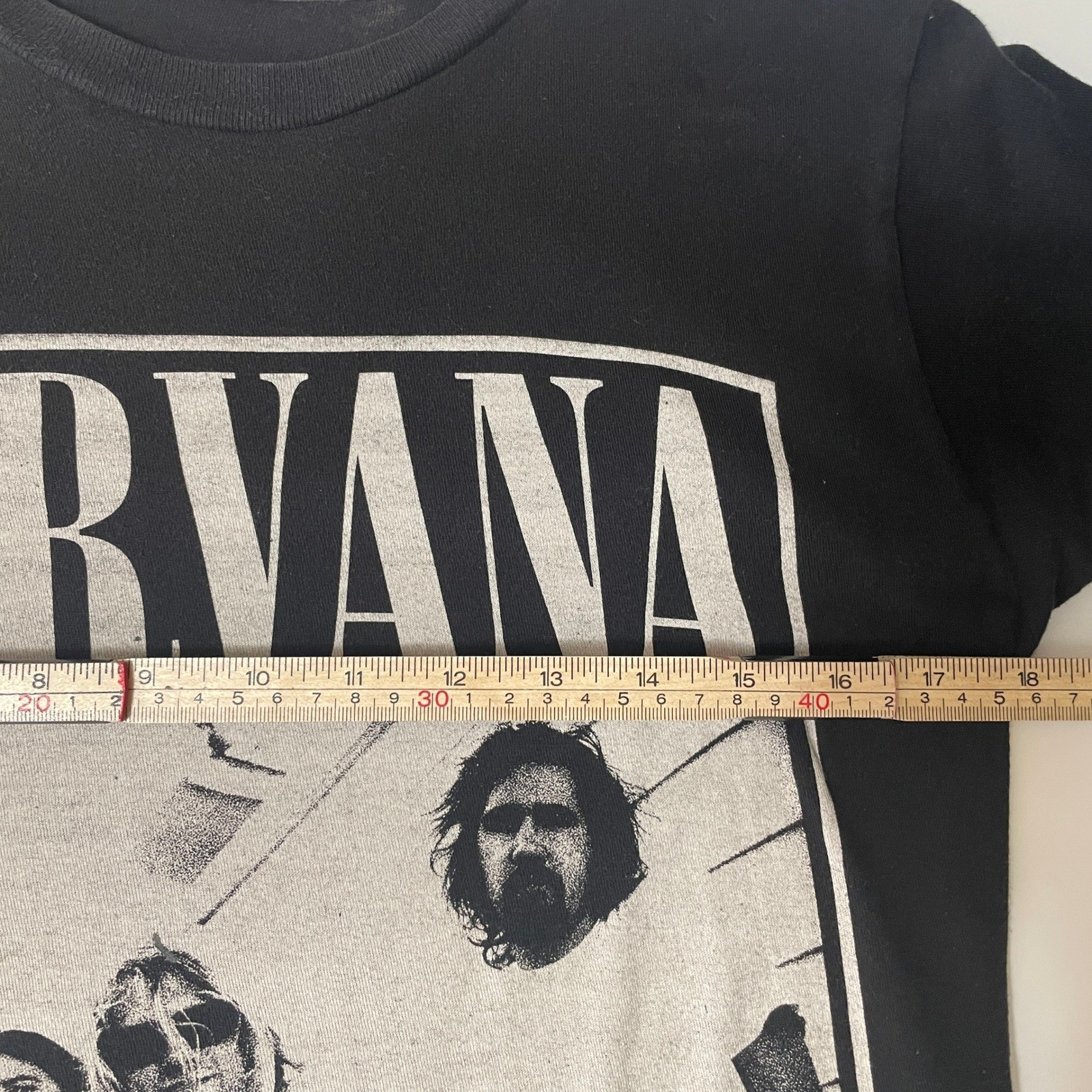 Nirvana Band Graphic T-Shirt Black Short Sleeve 2013 Grunge Rock Tee Mens S/M gallery