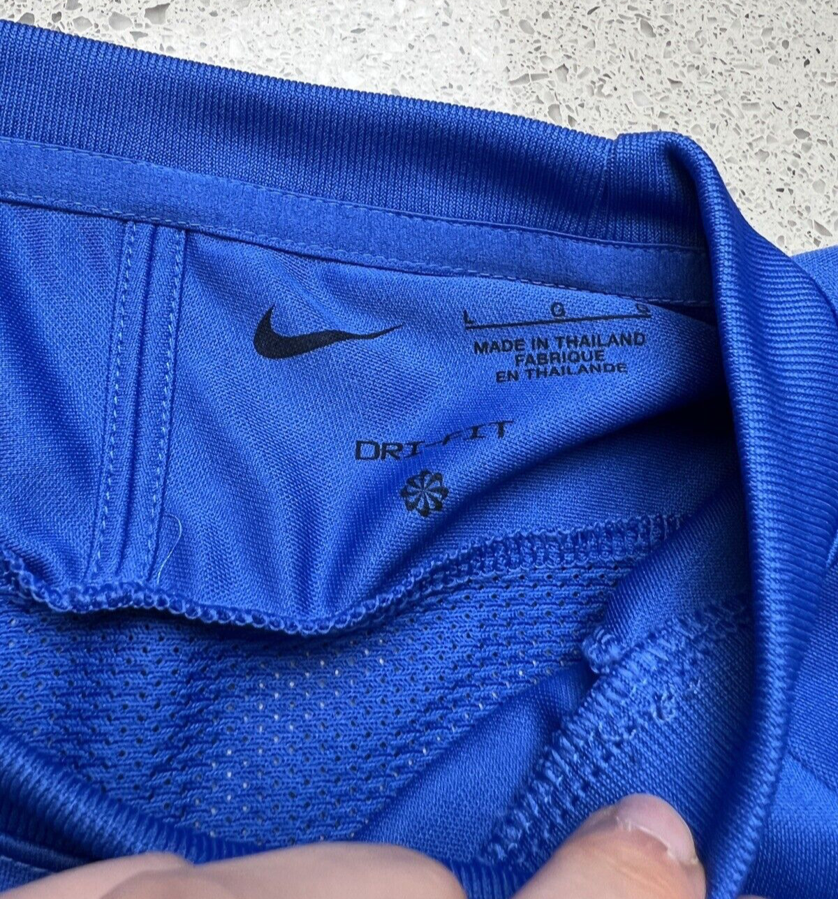 NIKE BLUE EMBROIDERED SWOOSH DRI-FIT T SHIRT SZ L gallery