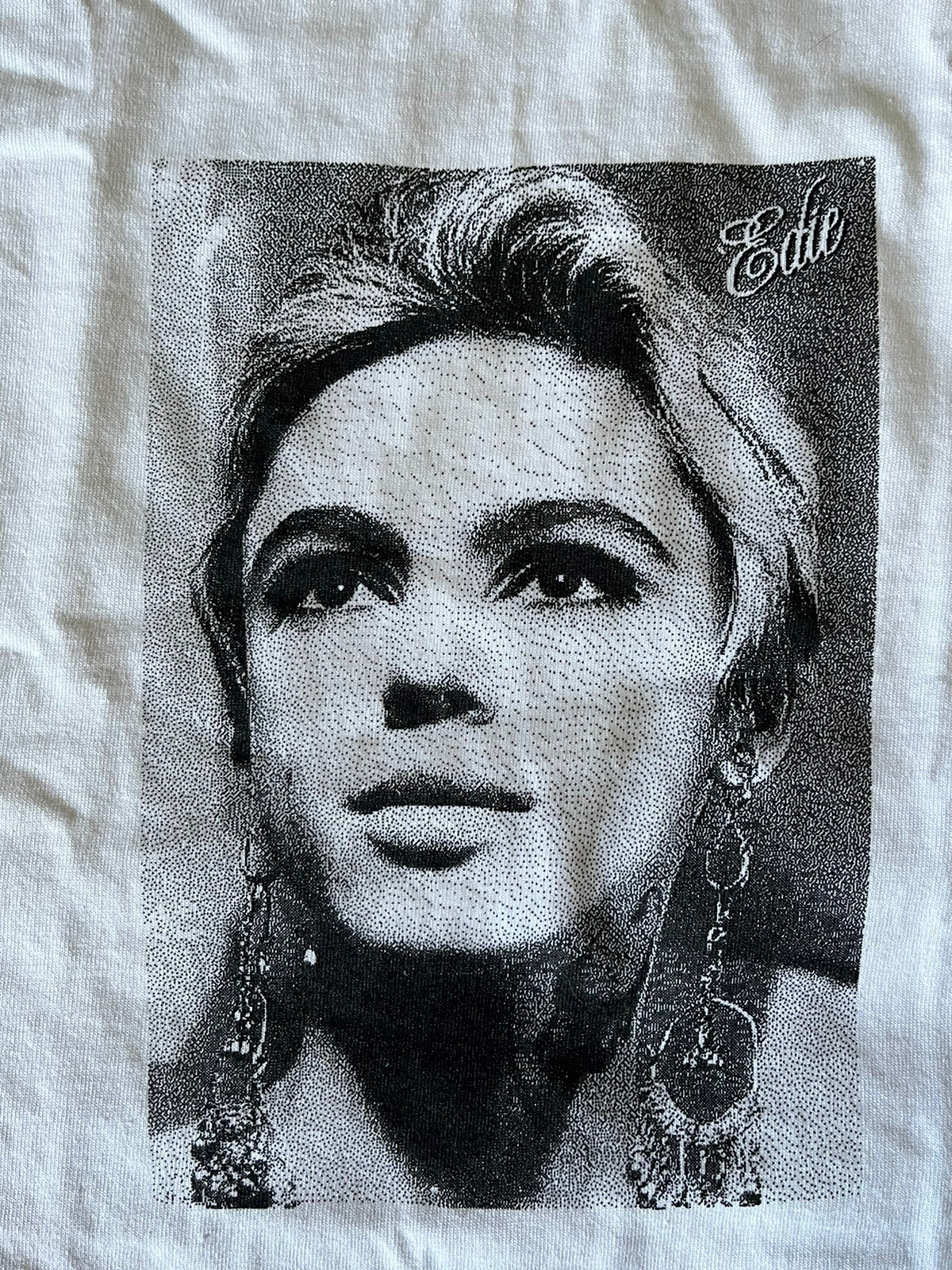 Margot Robi Beautiful Face Cotton Tee Size Medium ,hand Silk Screened gallery