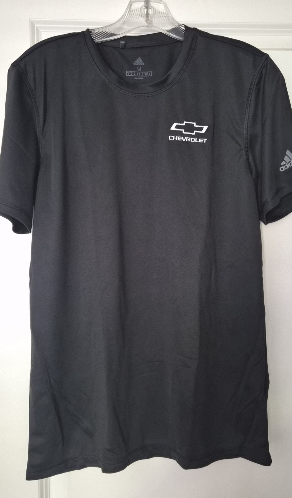 1 Chevrolet Baseball Shirt + 2 Golf Style Shirts And 1 New Era Hat - MEDIUM SIZE gallery