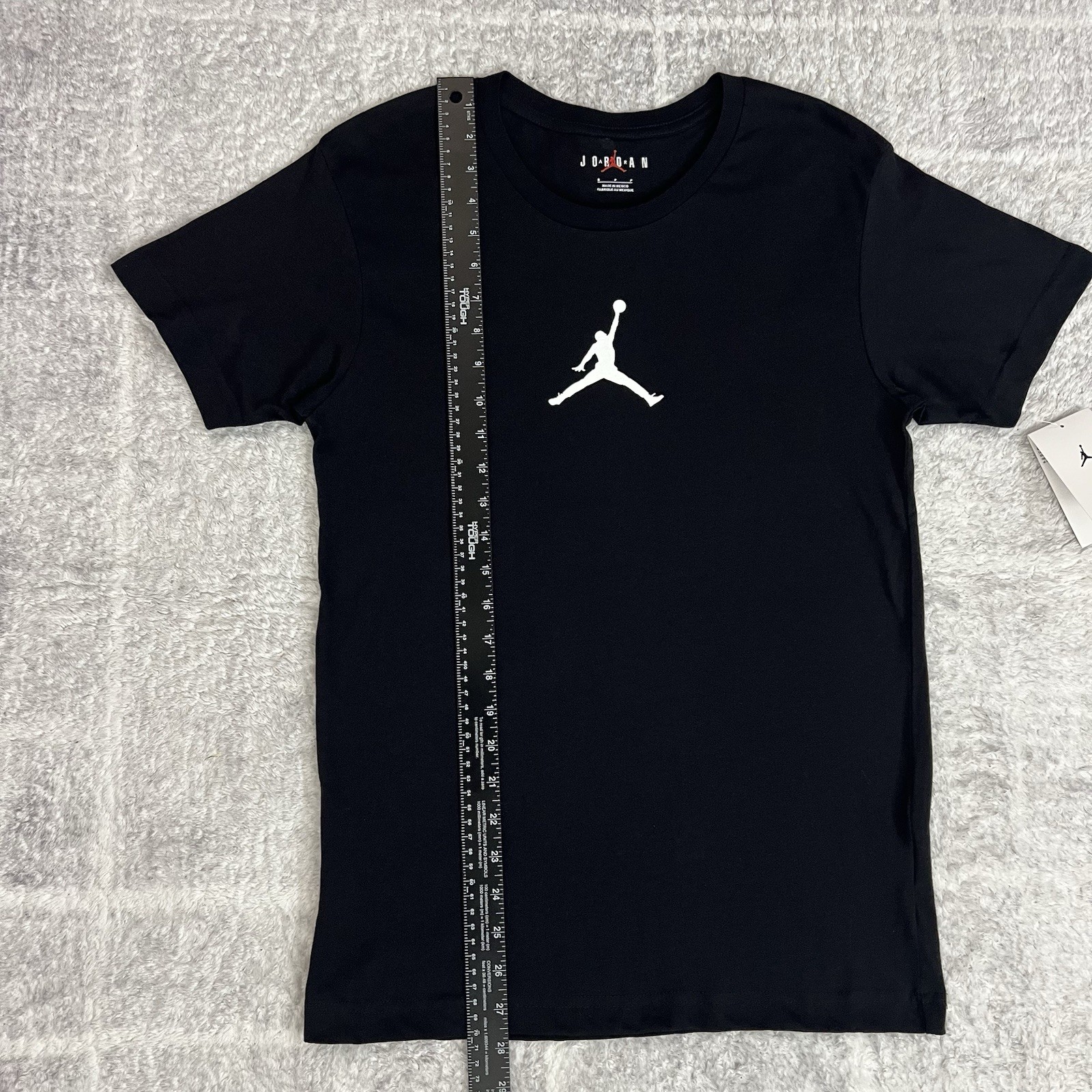 Air Jordan Shirt Dri-Fit Mens Small Jumpman Logo Black Graphic Tee NWT gallery