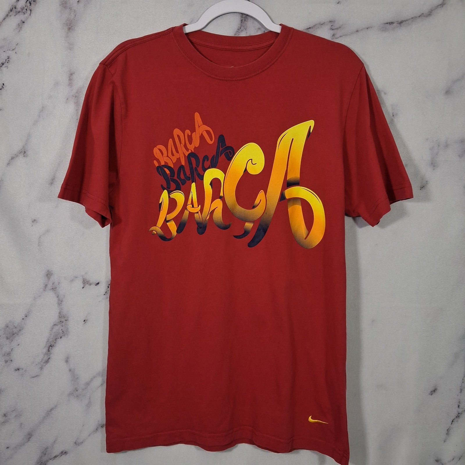 Nike FC Barcelona Graphic T-Shirt Men's Medium Red 2012-2013. gallery