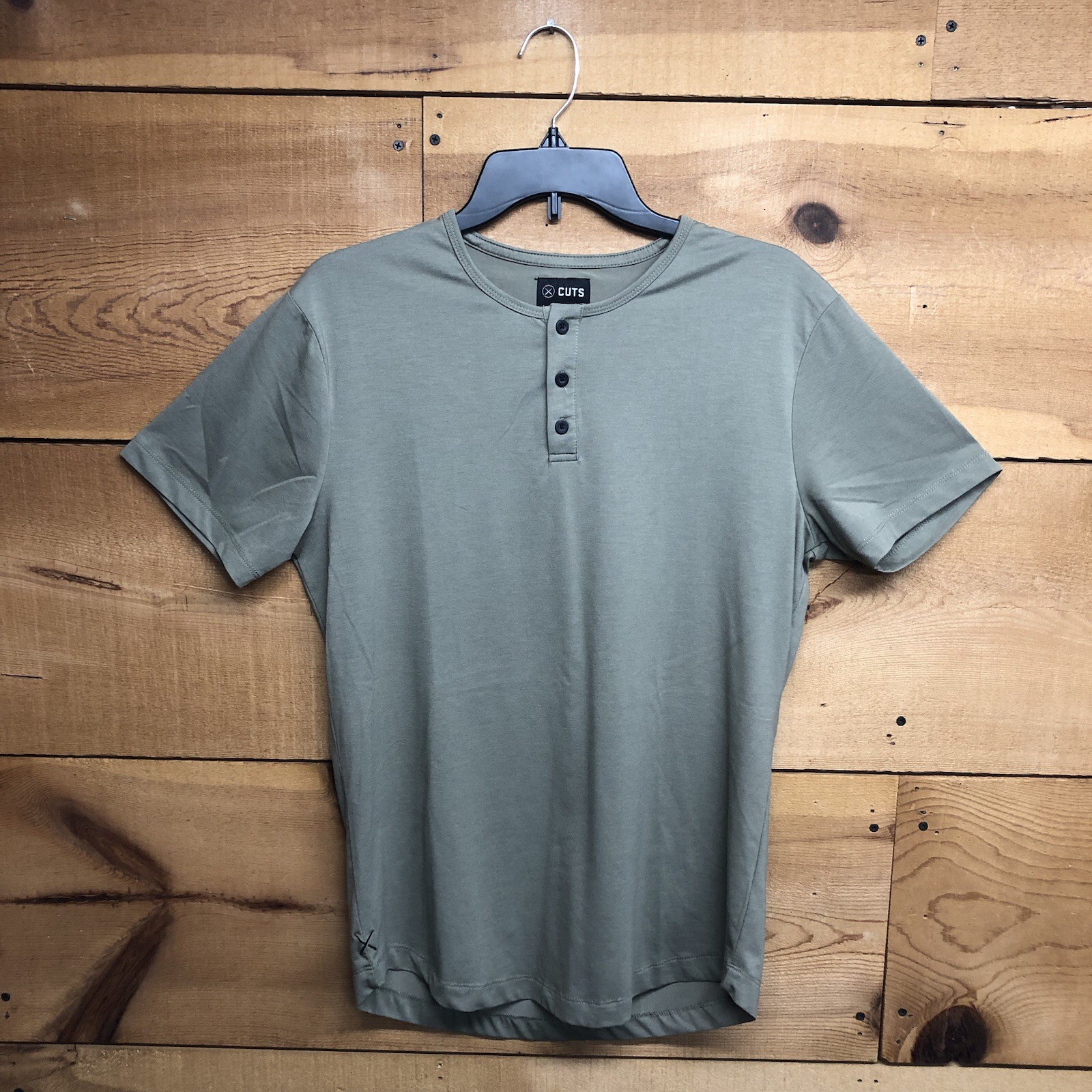 Cuts Curve Hem LOT OF 2 1/4 Button Crew Neck T-Shirt Mens Size Medium Stretch gallery