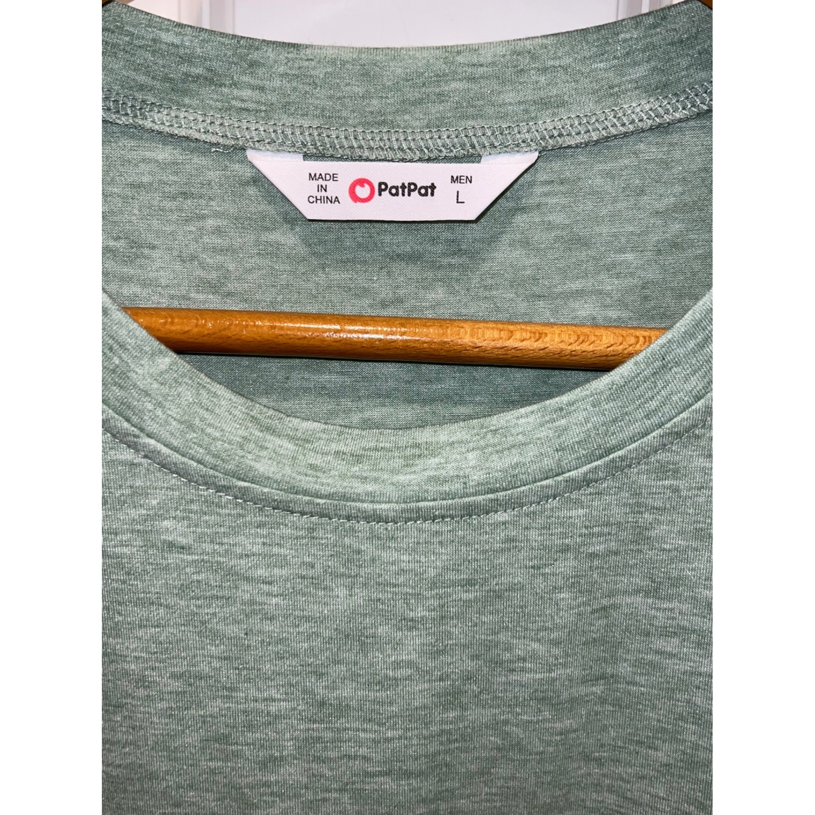 PatPat Mens Large Color Block T-Shirt - Green, White, Striped - Casual Top gallery