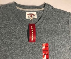 UNIONBAY (Sz M) Young Men’s Original Tee Shirt Light Weight V-Neck Short Sleeve