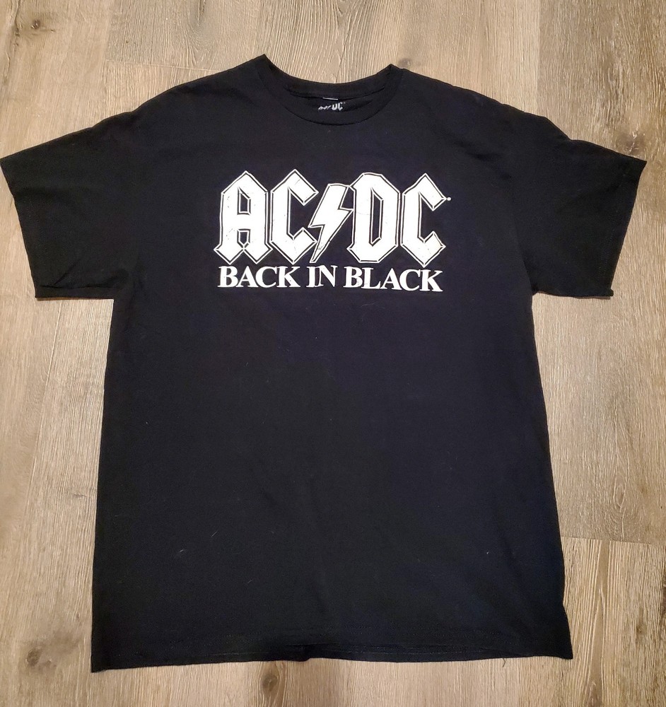 AC/DC Back in Black Graphic Tee Rock Music Short Sleeve Unisex Shirt Size L